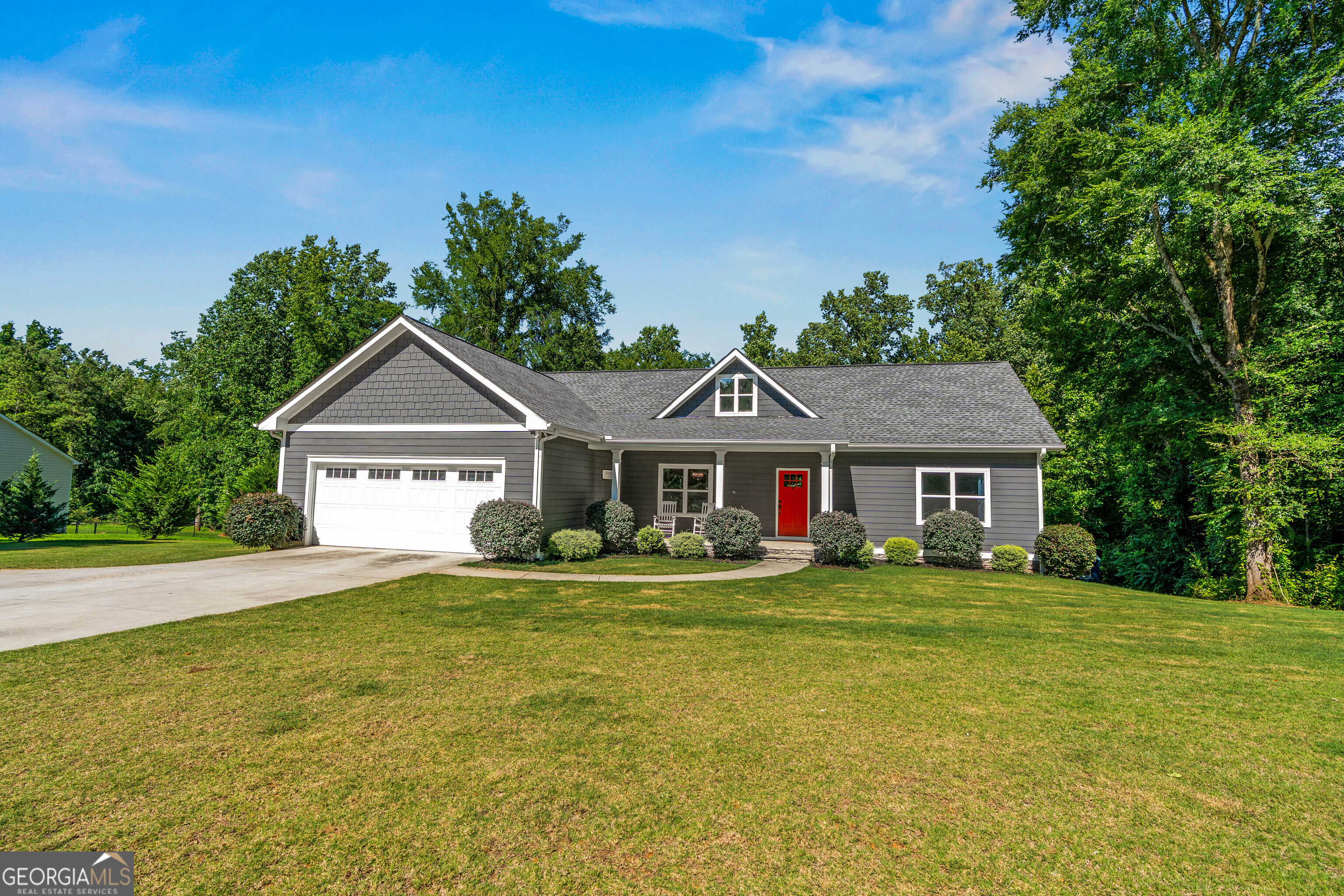 1055 Harden Bridge Road Property Photo 2