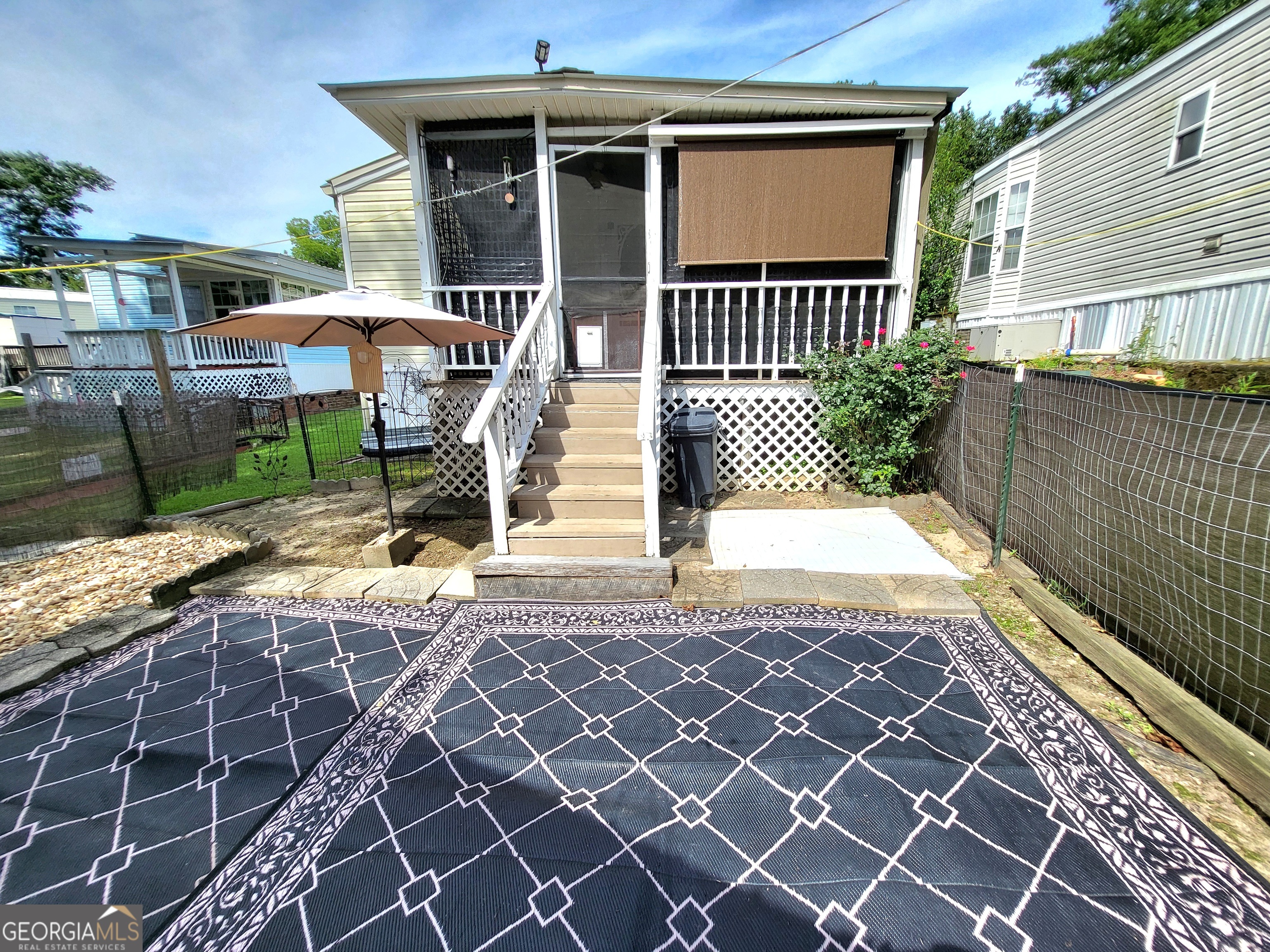 197 Whispering Pines Boulevard Property Photo 6