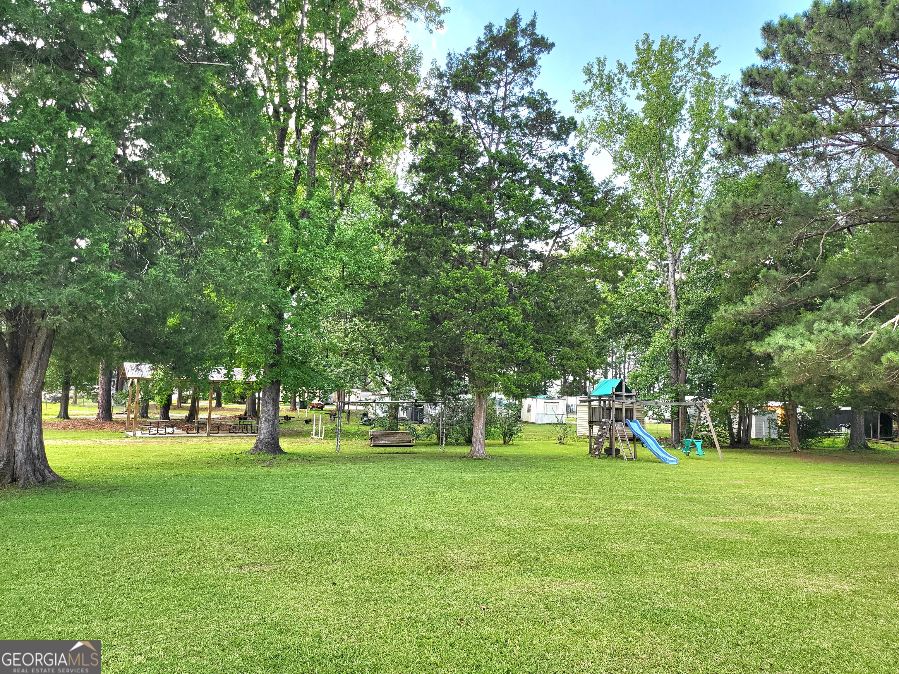 197 Whispering Pines Boulevard Property Photo 30