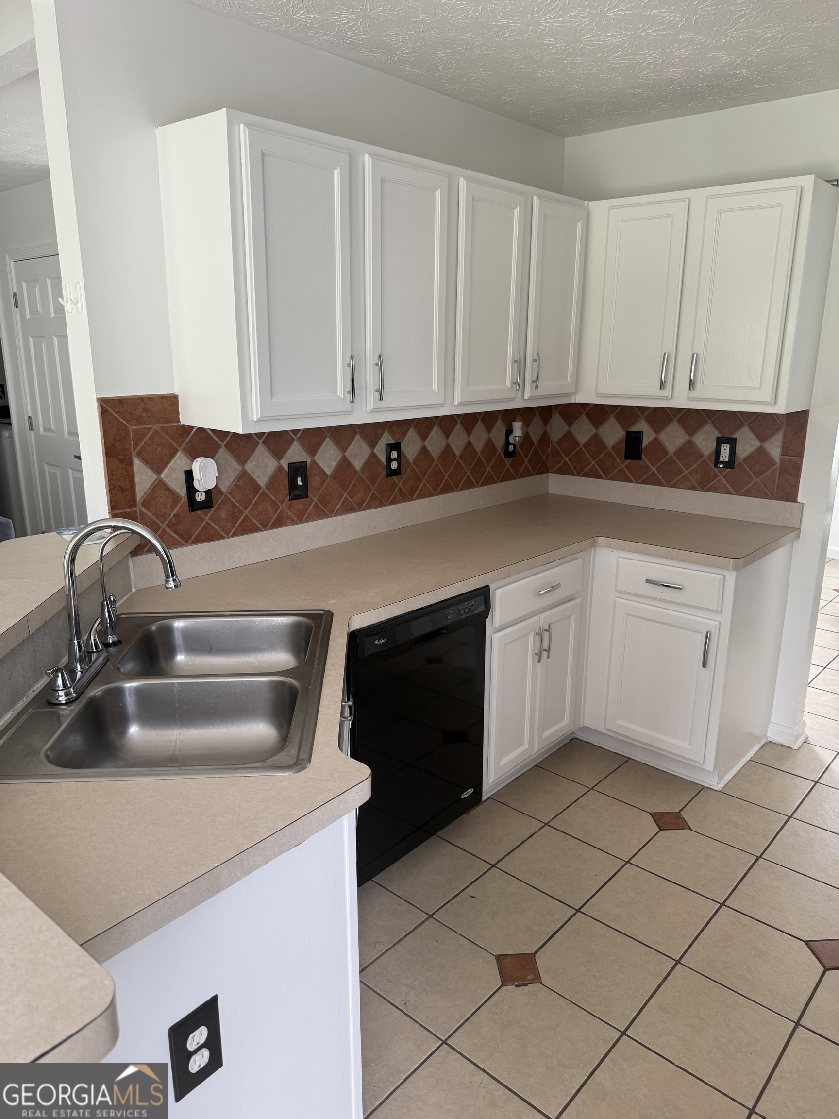 1885 New Orleans Way Property Photo 11