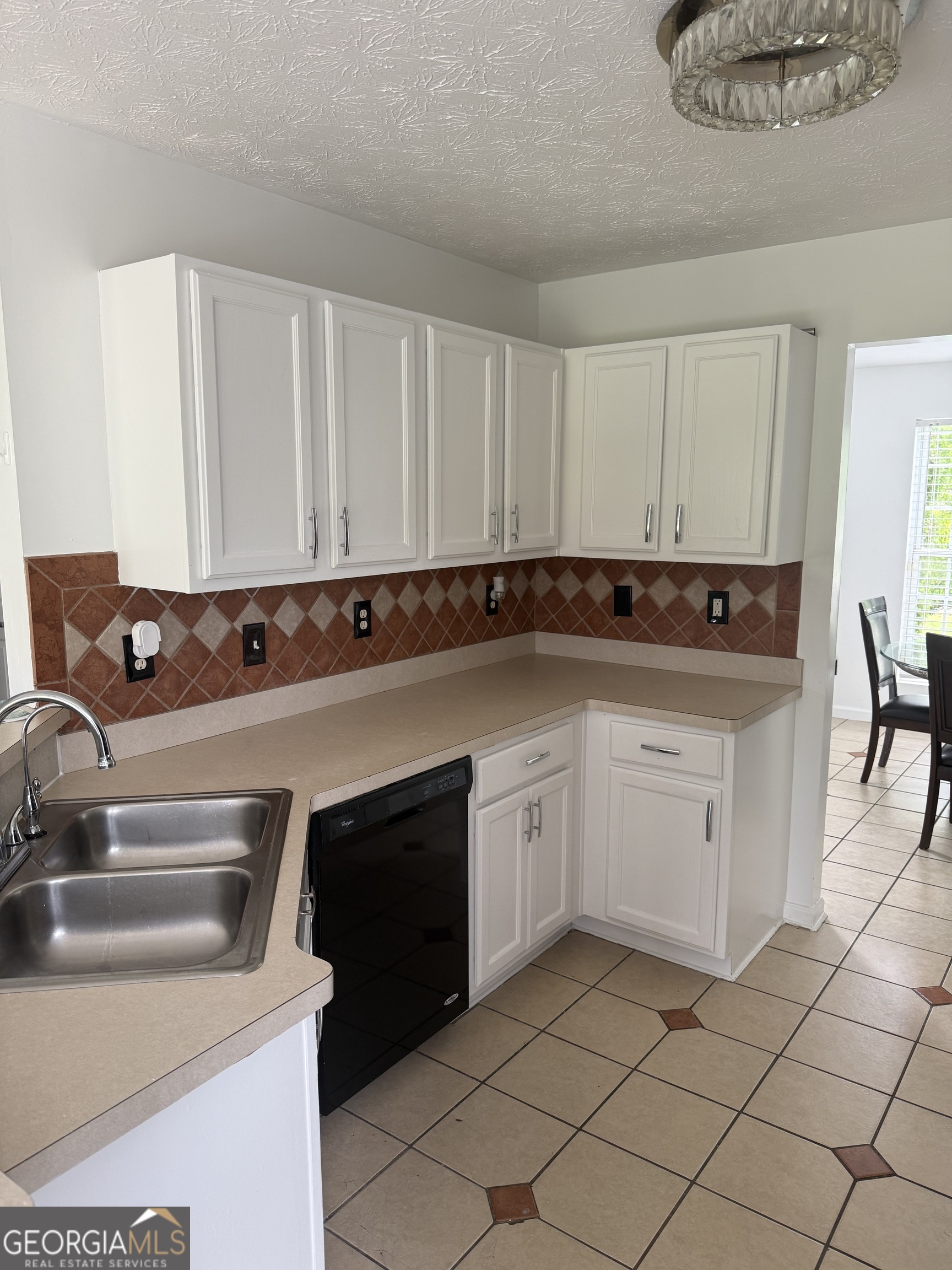 1885 New Orleans Way Property Photo 12