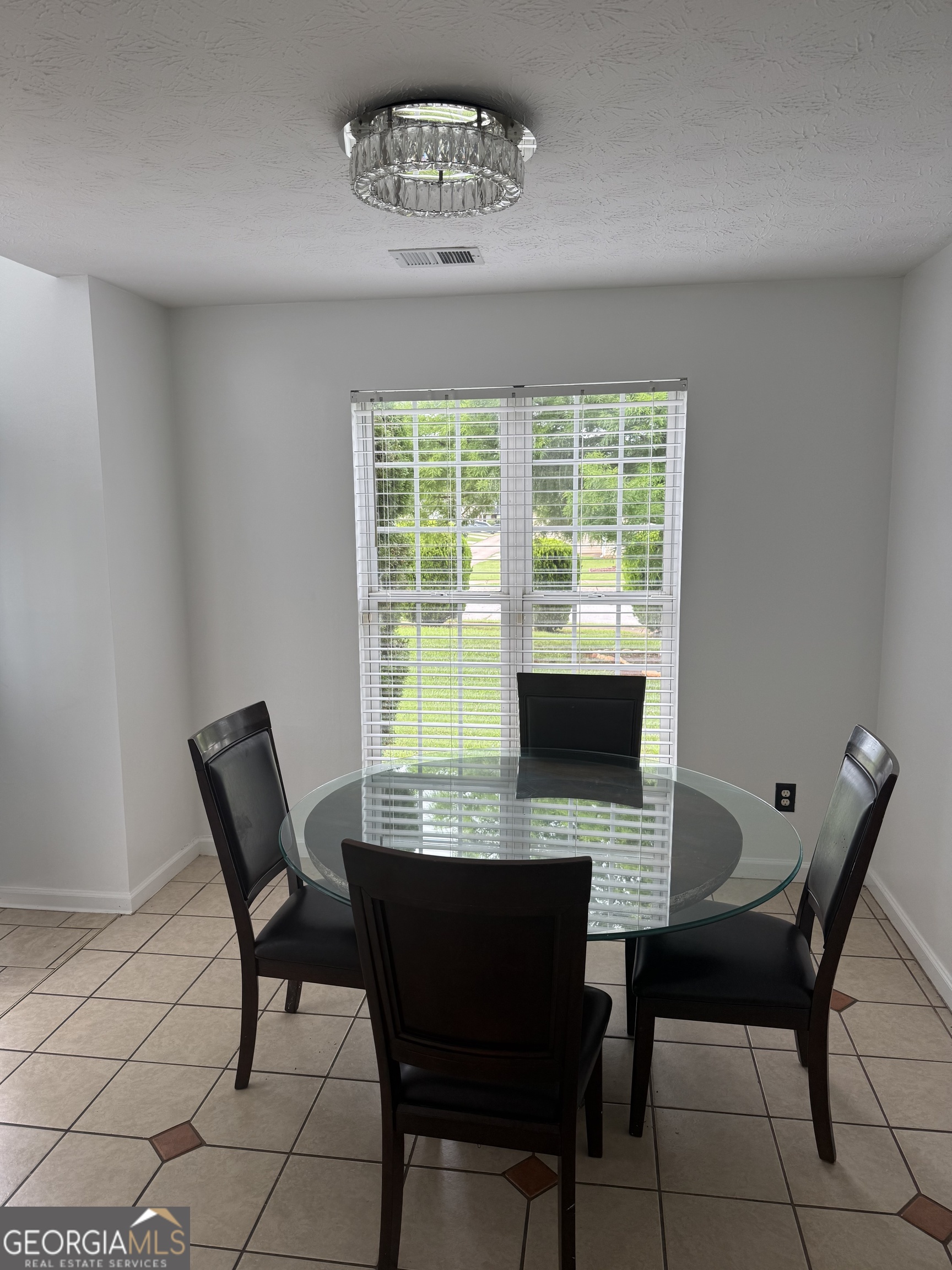 1885 New Orleans Way Property Photo 13