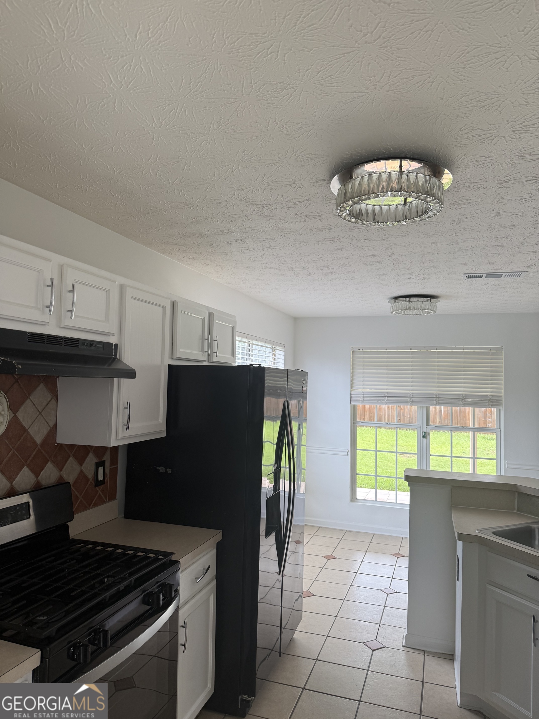 1885 New Orleans Way Property Photo 16