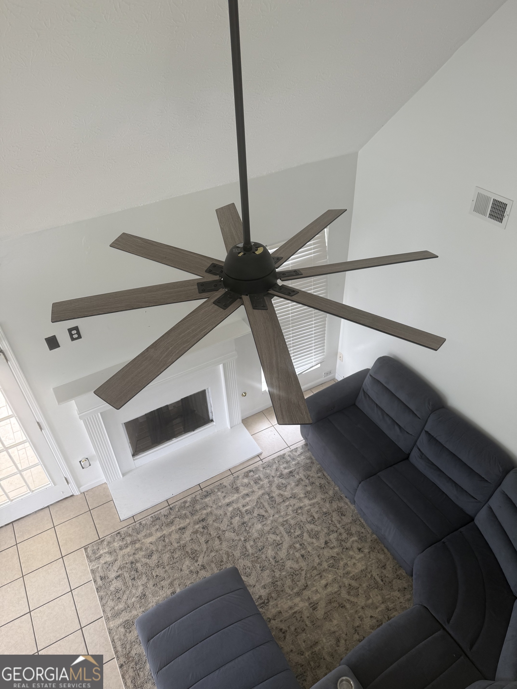 1885 New Orleans Way Property Photo 17
