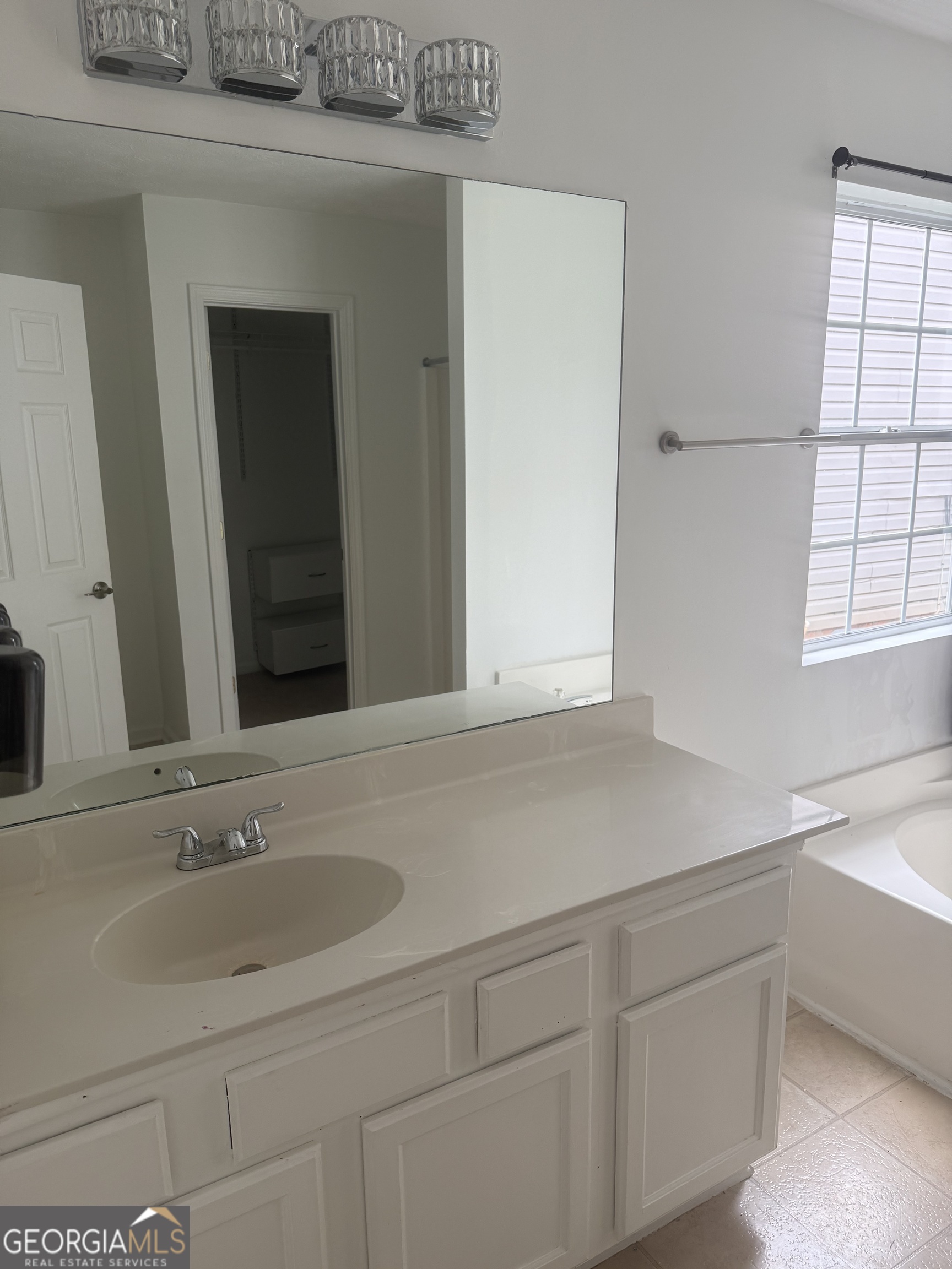 1885 New Orleans Way Property Photo 22