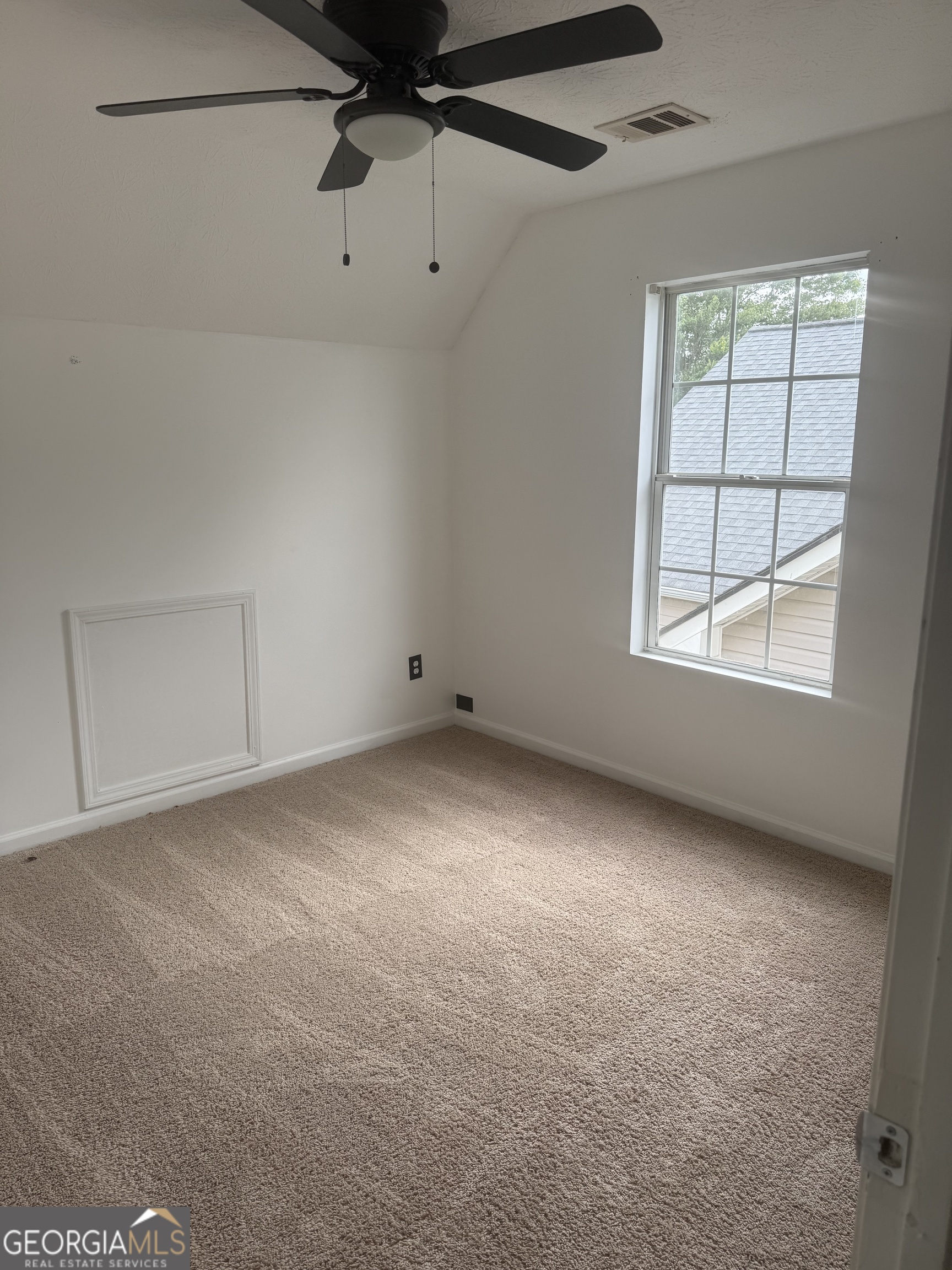 1885 New Orleans Way Property Photo 23