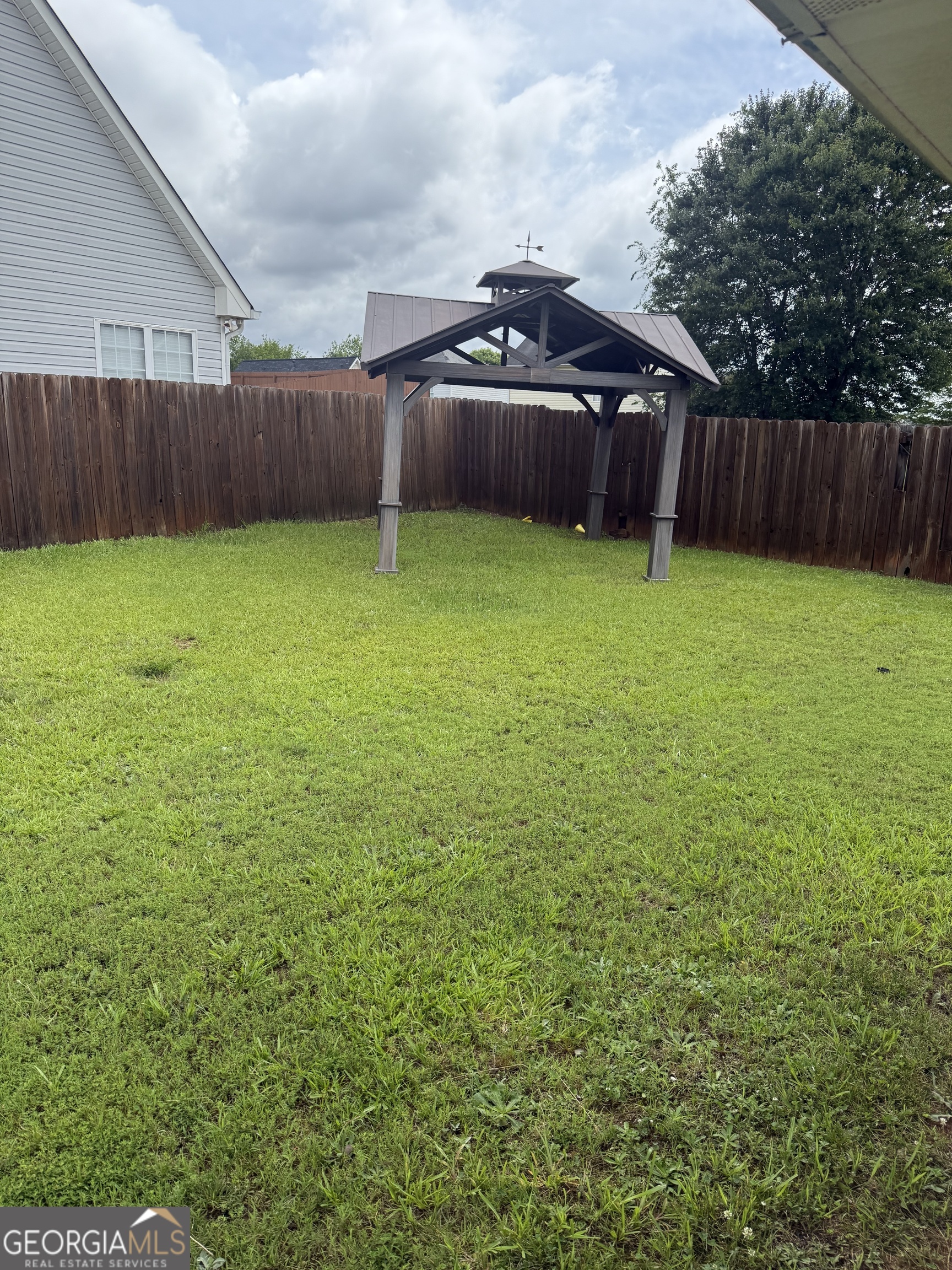 1885 New Orleans Way Property Photo 27