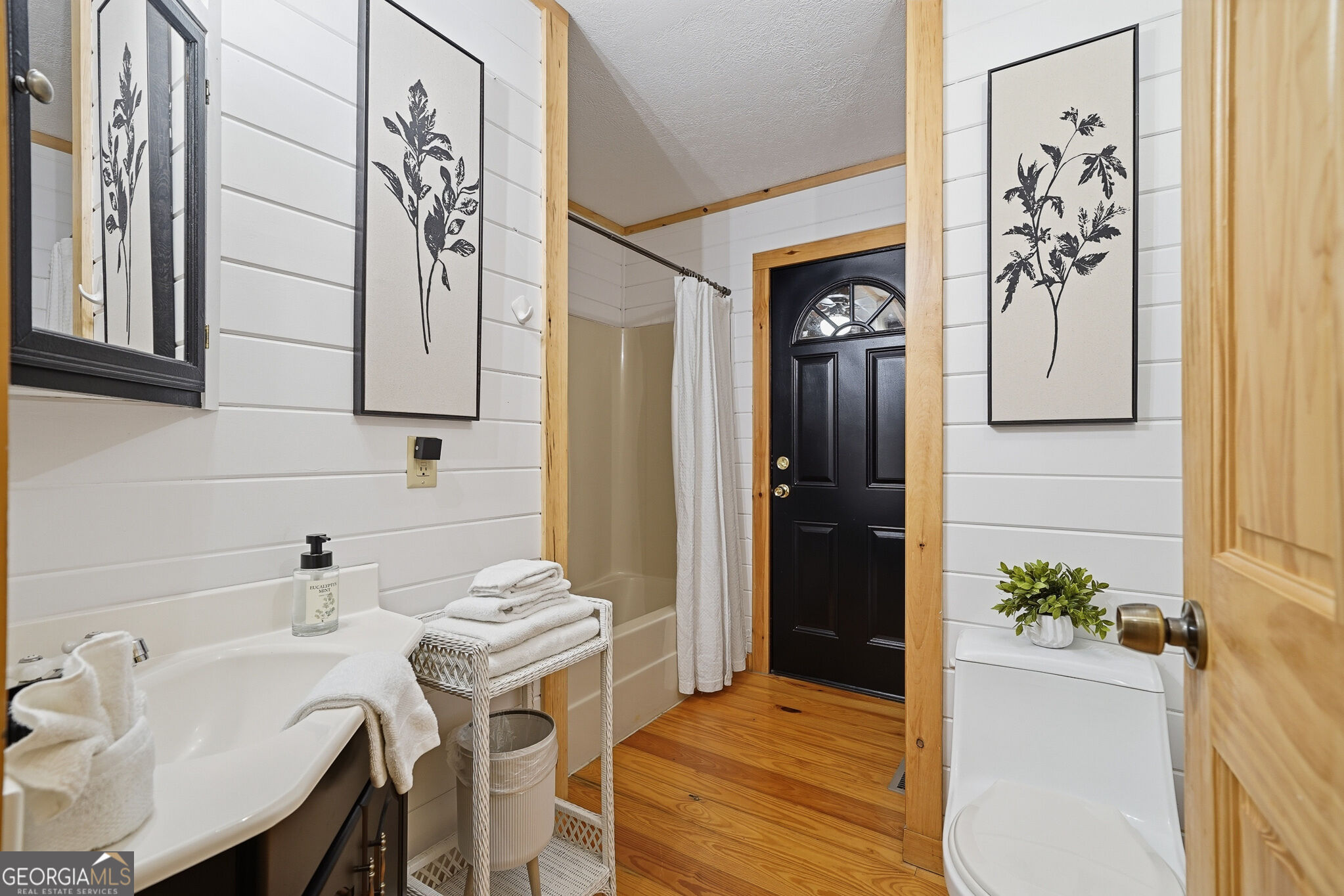 28 Wood Lane Property Photo 26