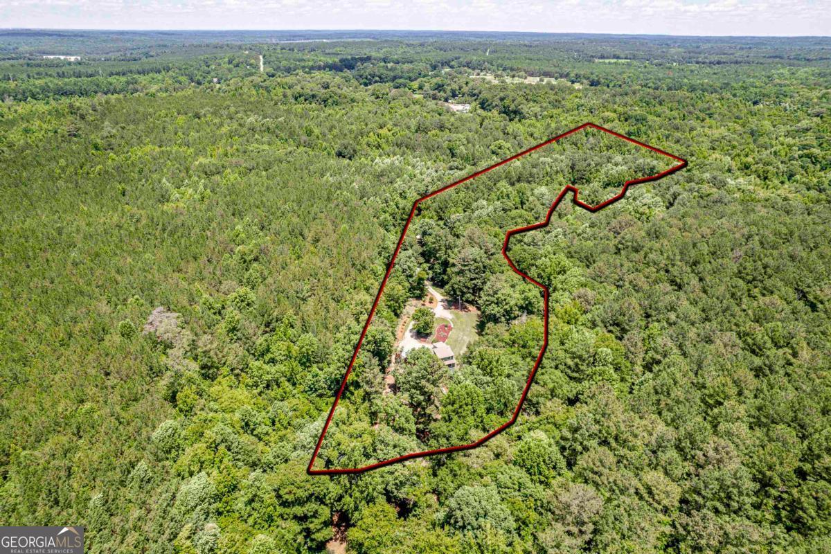 4271 Veazey Road Property Photo 3