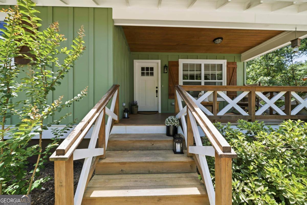4271 Veazey Road Property Photo 8