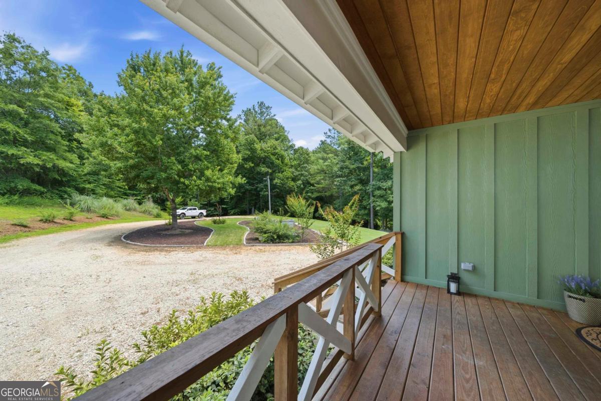 4271 Veazey Road Property Photo 10