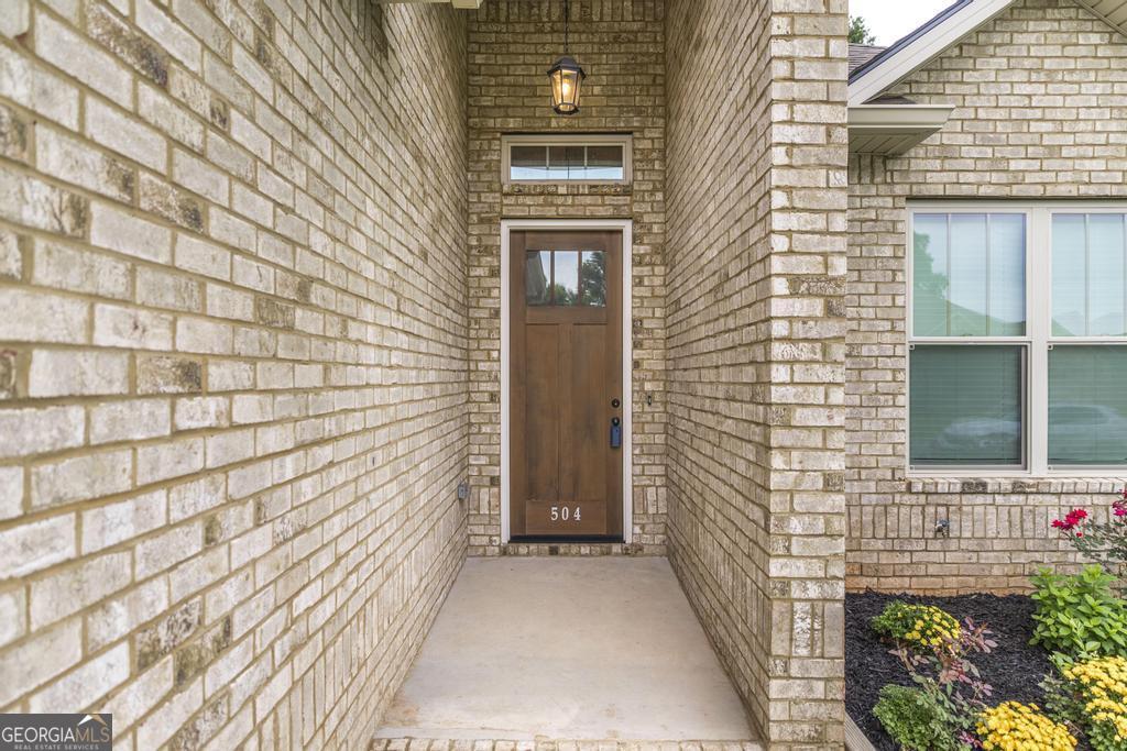 504 Clifton Road Property Photo 6