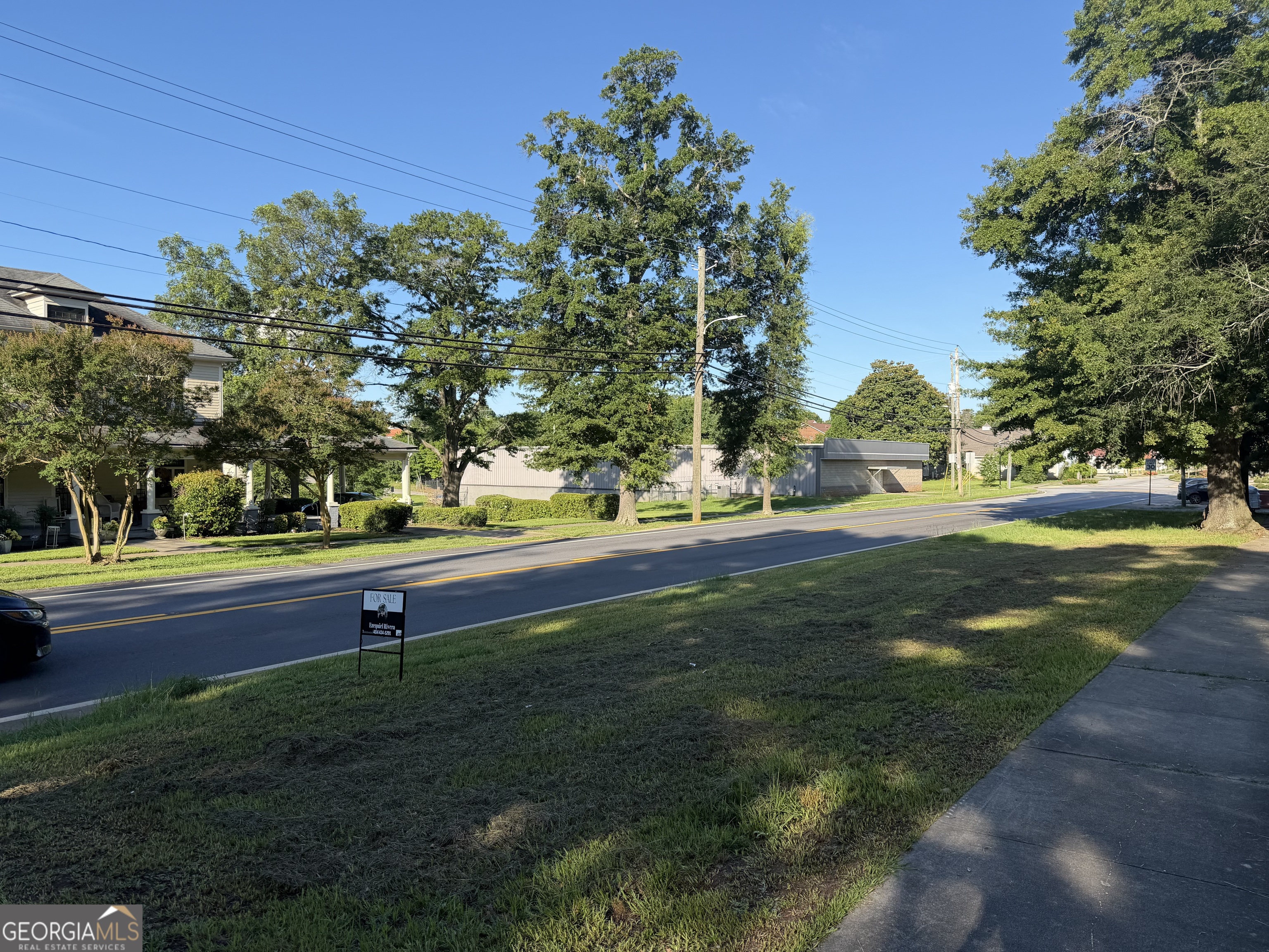 523 E Solomon Street Property Photo 3