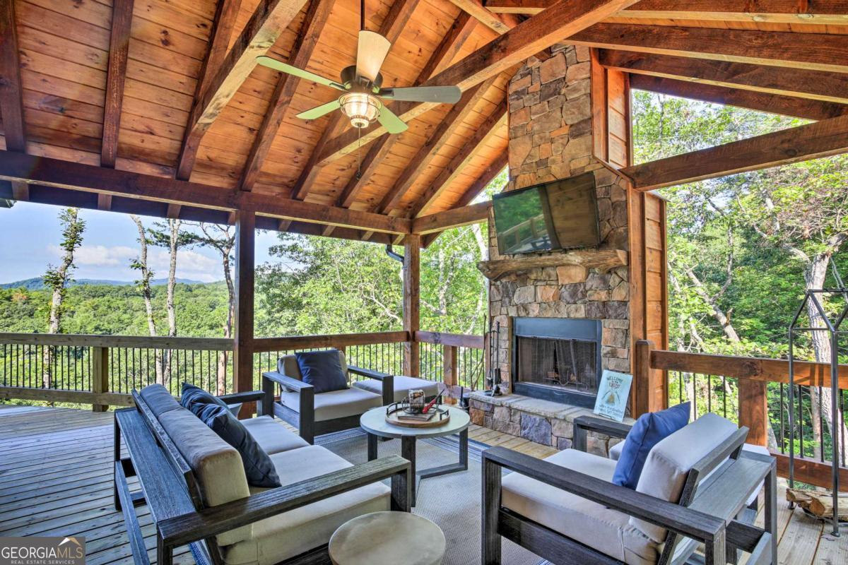 142 S Dream Catcher Property Photo 8