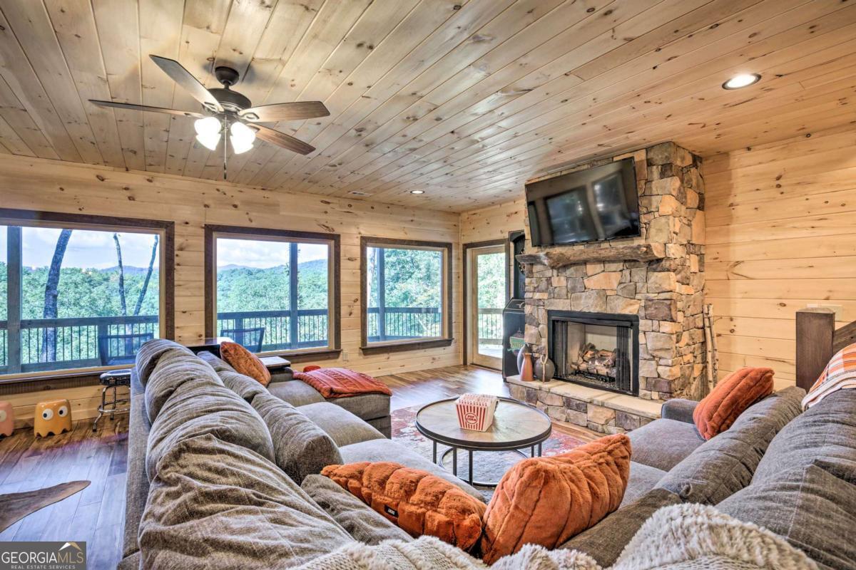 142 S Dream Catcher Property Photo 33