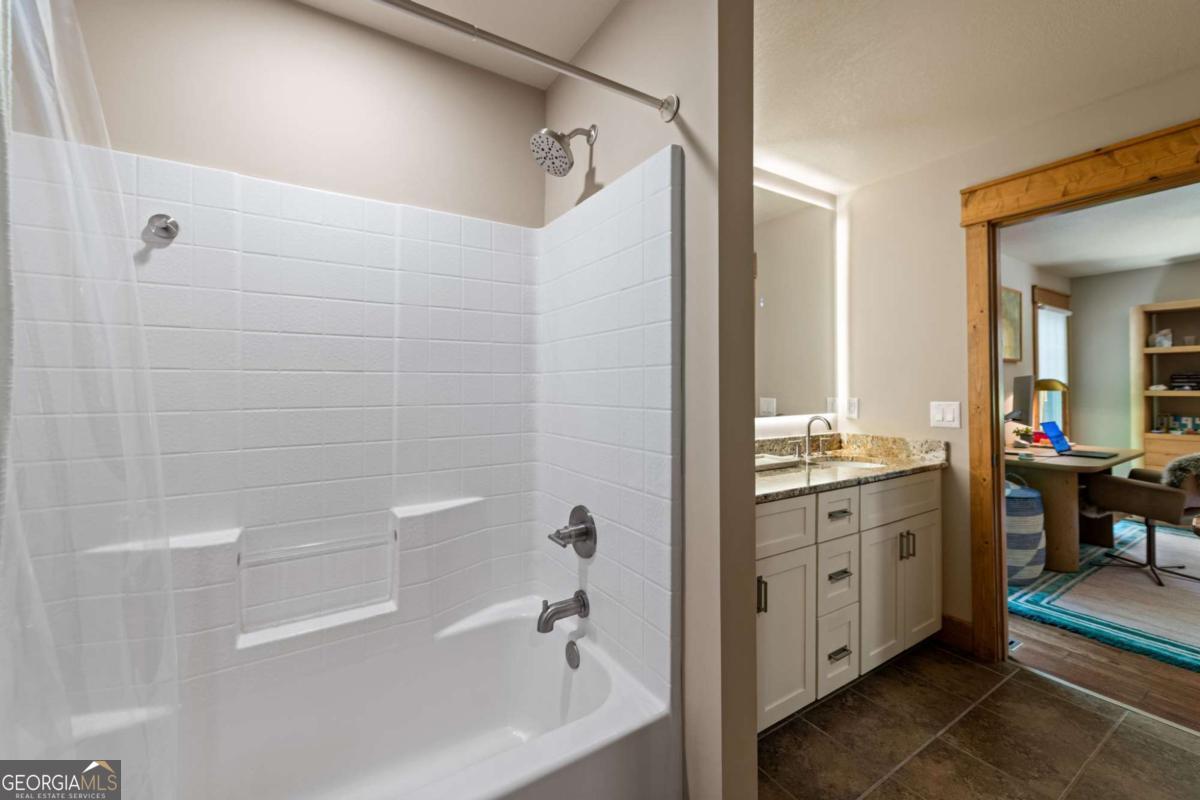 2634 Mountain Tops Road Property Photo 43