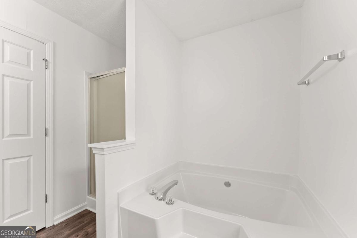 6000 Devonshire Drive Property Photo 25