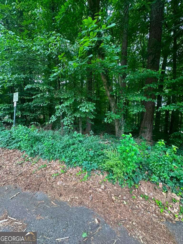721 Aberdeen Drive Property Photo 2