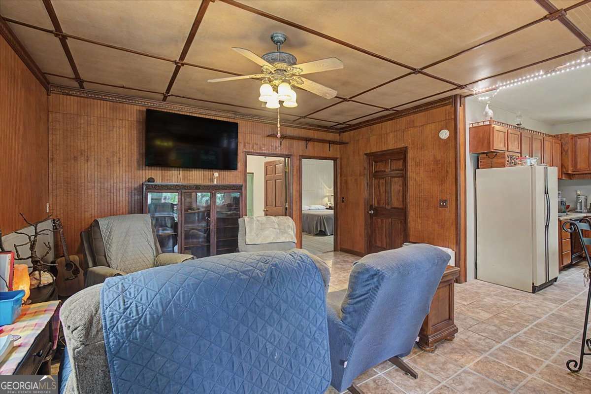 1002 Raccoon Ridge Ne Property Photo 10