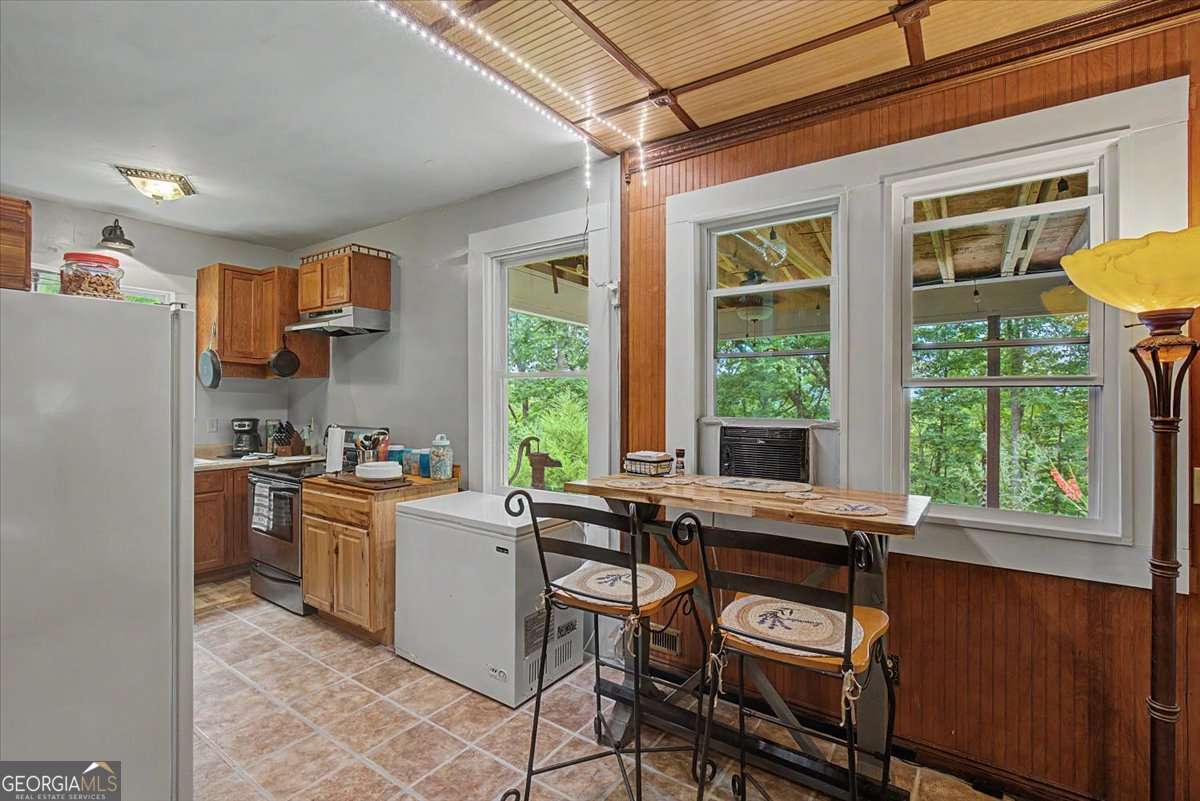 1002 Raccoon Ridge Ne Property Photo 13