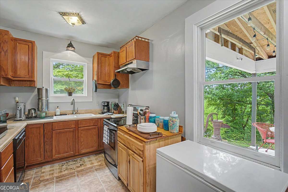 1002 Raccoon Ridge Ne Property Photo 15