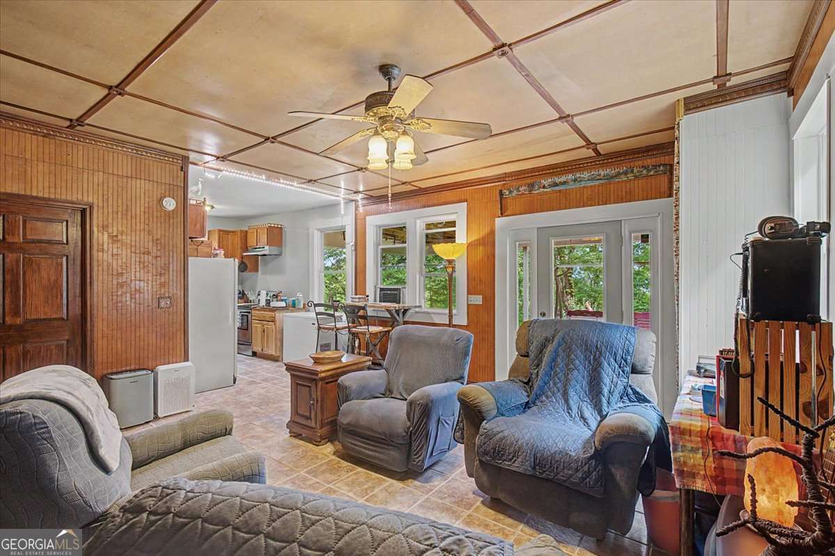 1002 Raccoon Ridge Ne Property Photo 24
