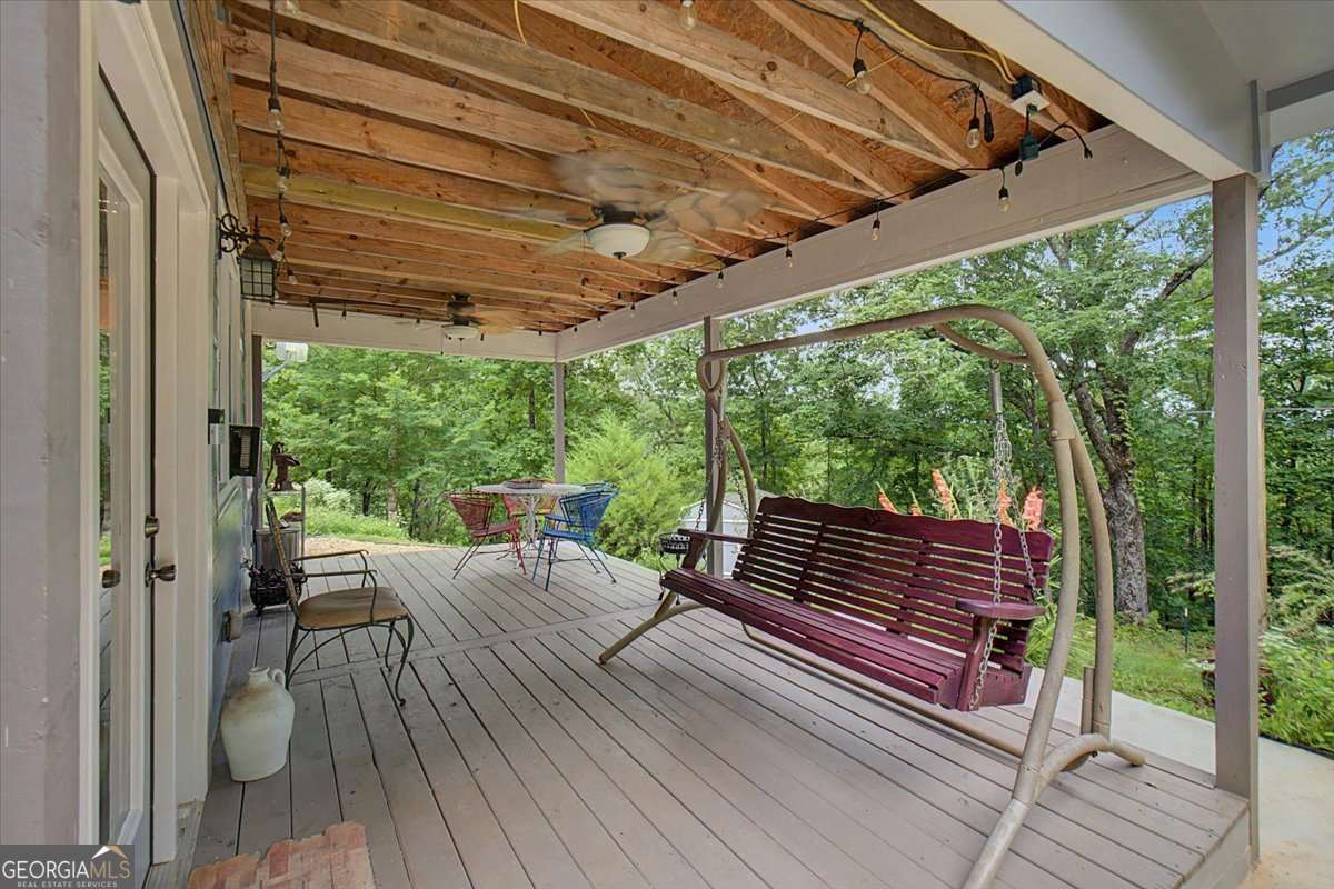 1002 Raccoon Ridge Ne Property Photo 30