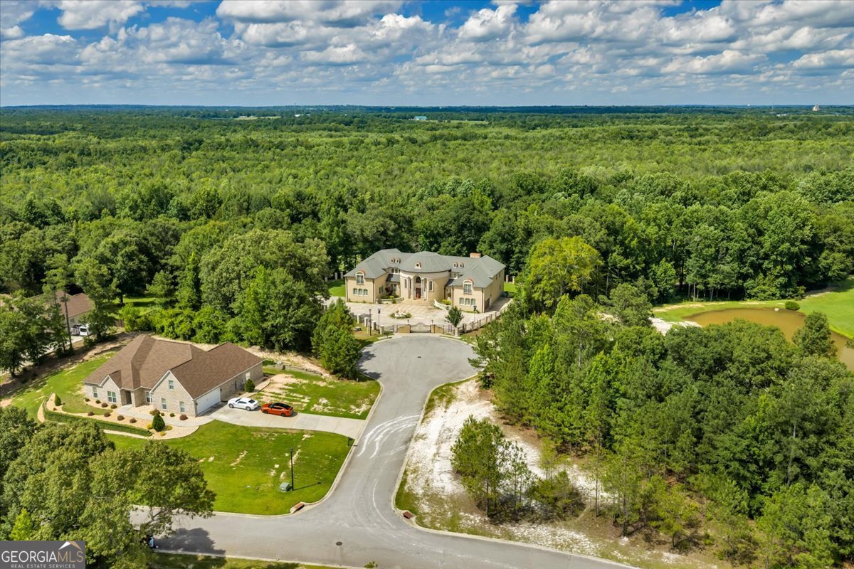 505 Bellerive Court Property Photo 3