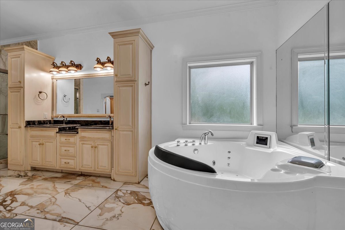 505 Bellerive Court Property Photo 25
