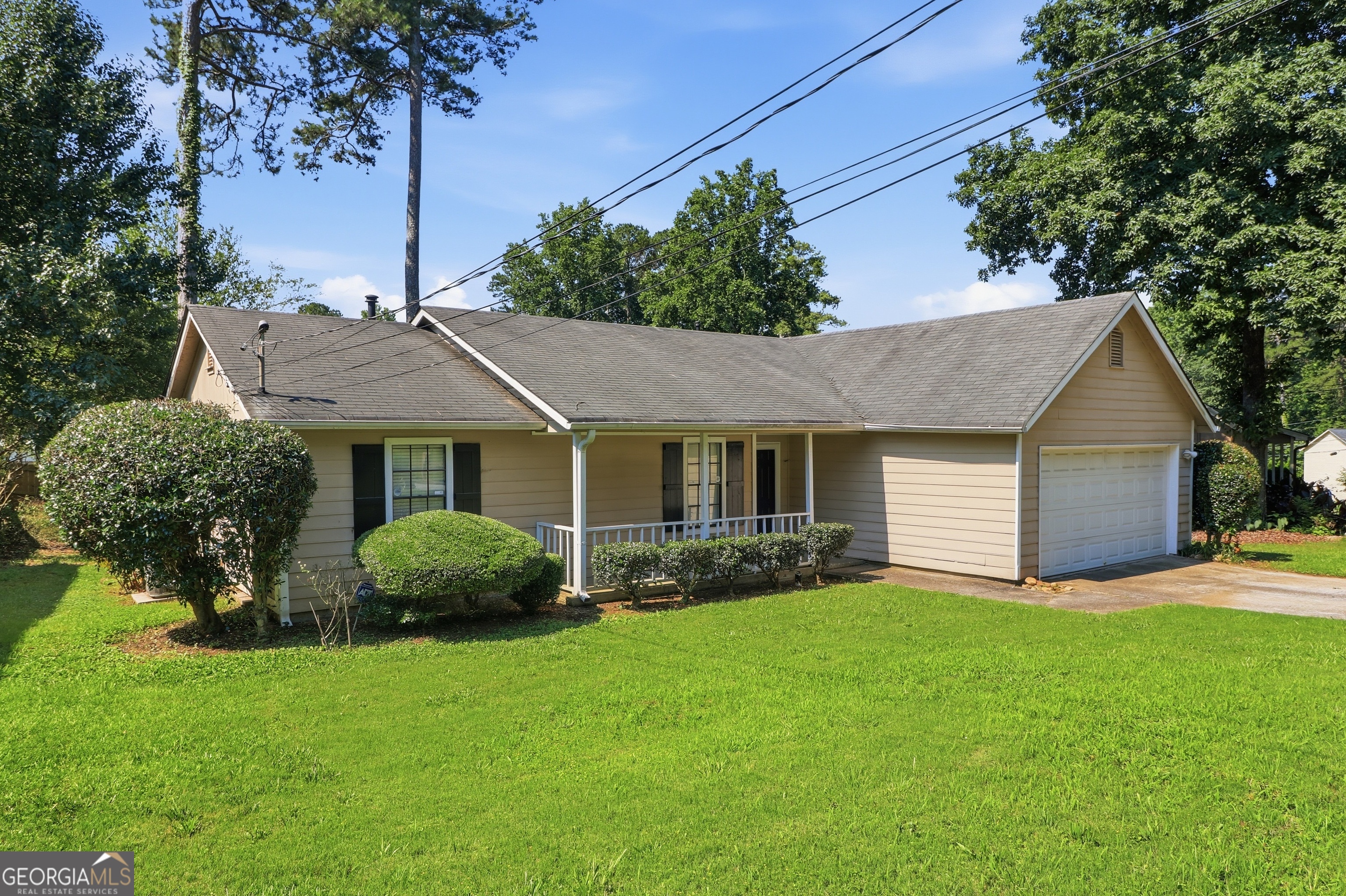 5288 Biffle Downs Road Property Photo 1