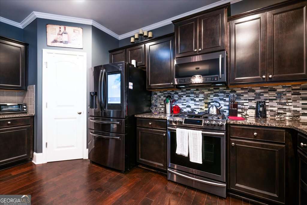 7306 Parkland Bend Property Photo 13