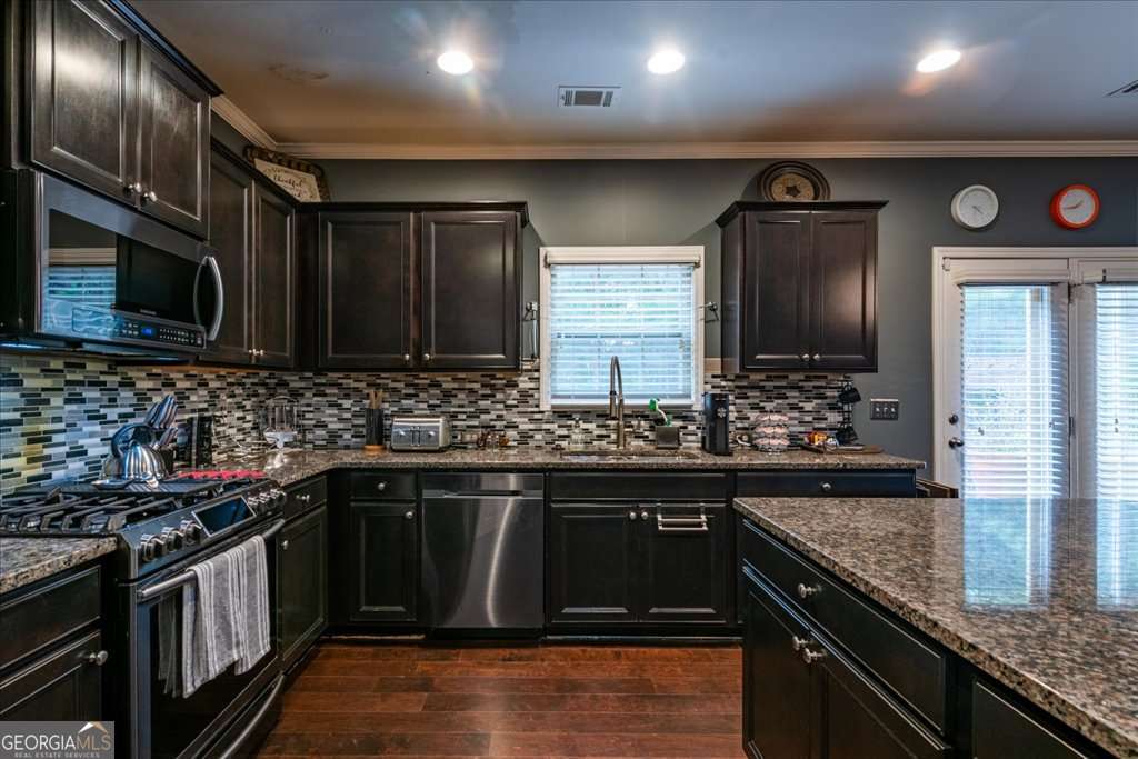 7306 Parkland Bend Property Photo 15