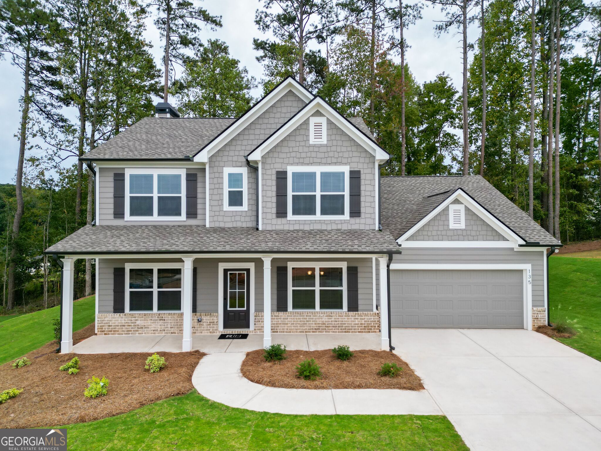 135 Fairwinds Drive Property Photo 2