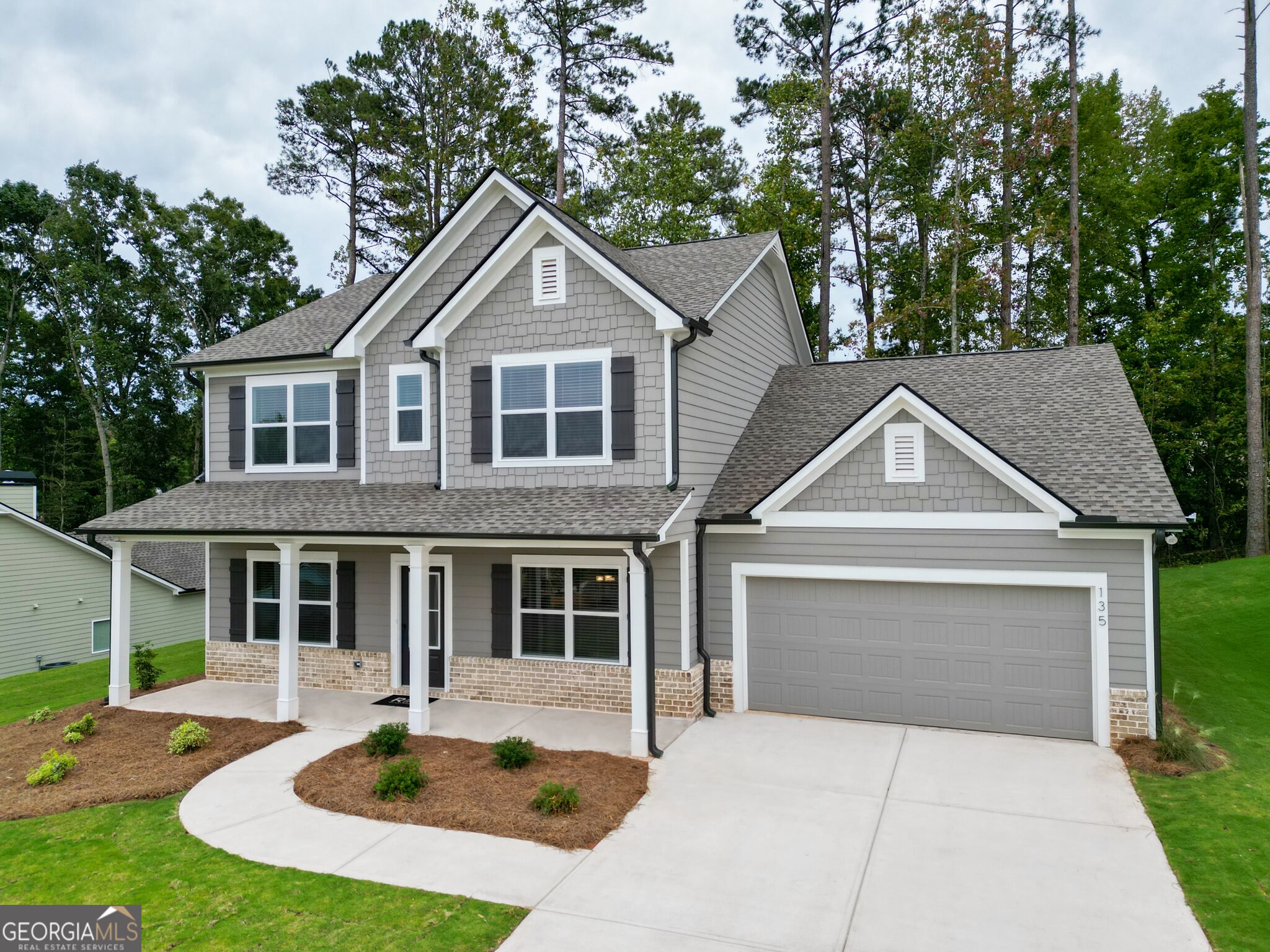 135 Fairwinds Drive Property Photo 3