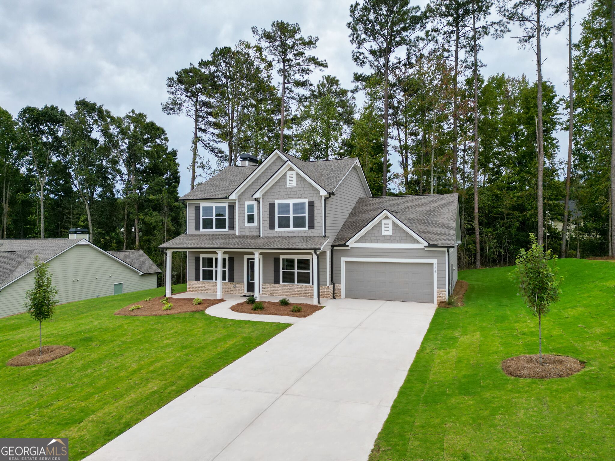 135 Fairwinds Drive Property Photo 4