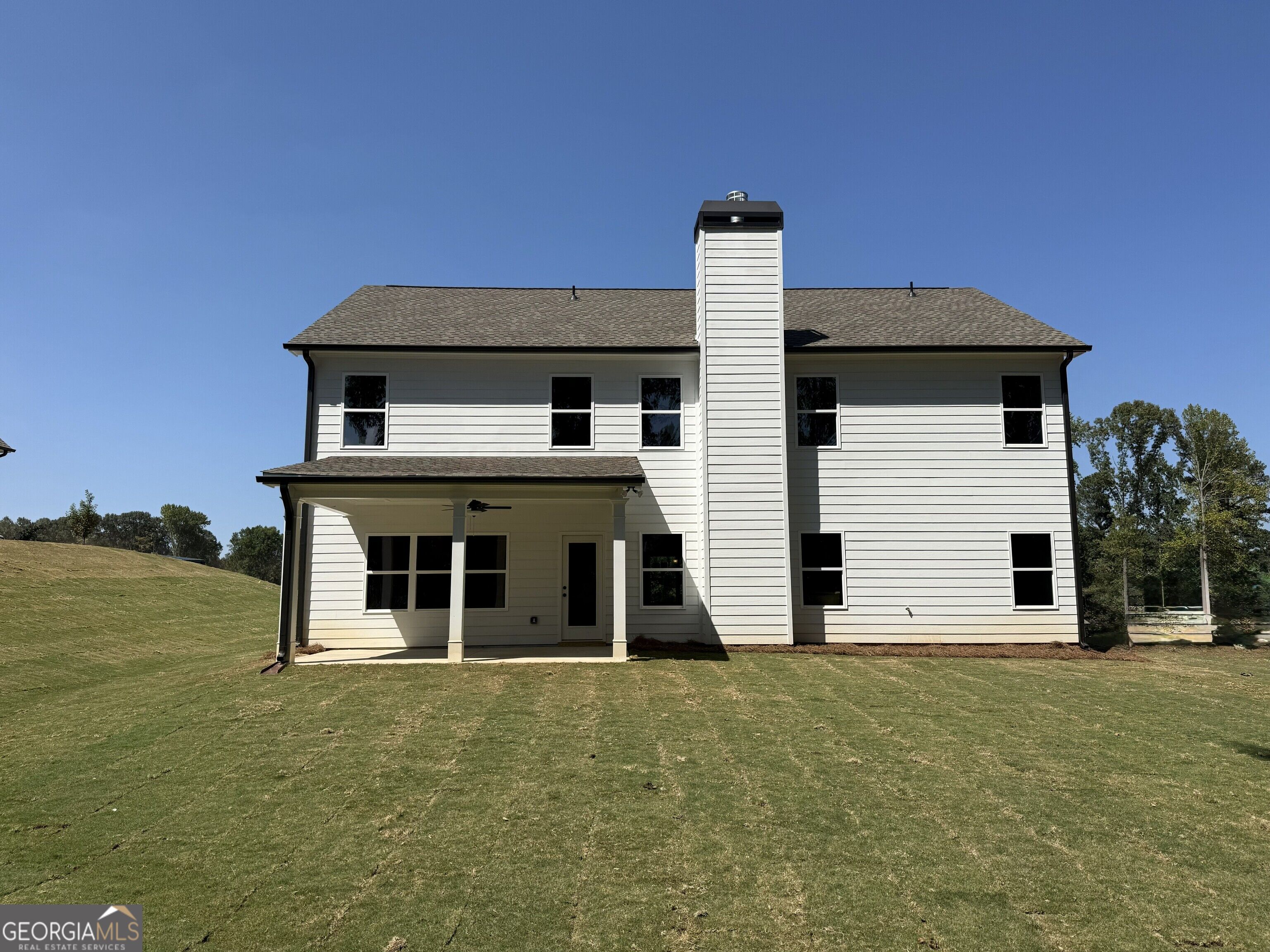 115 Fairwinds Drive Property Photo 2