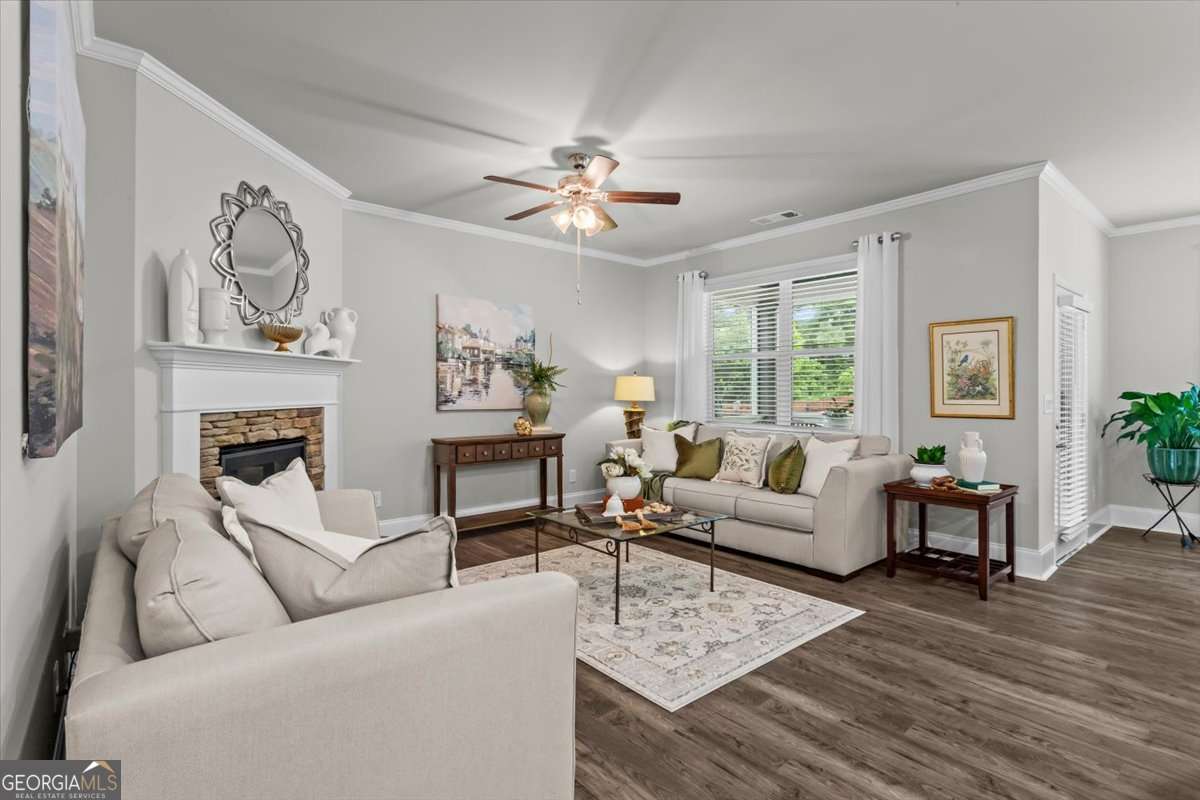 15 S Cornucopia Bend Property Photo 8