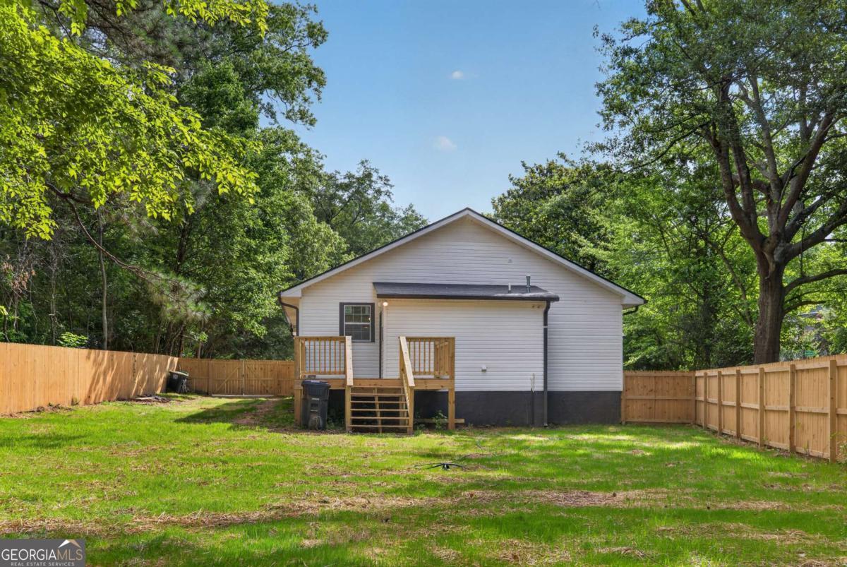 1 Virginia Circle Sw Property Photo 3
