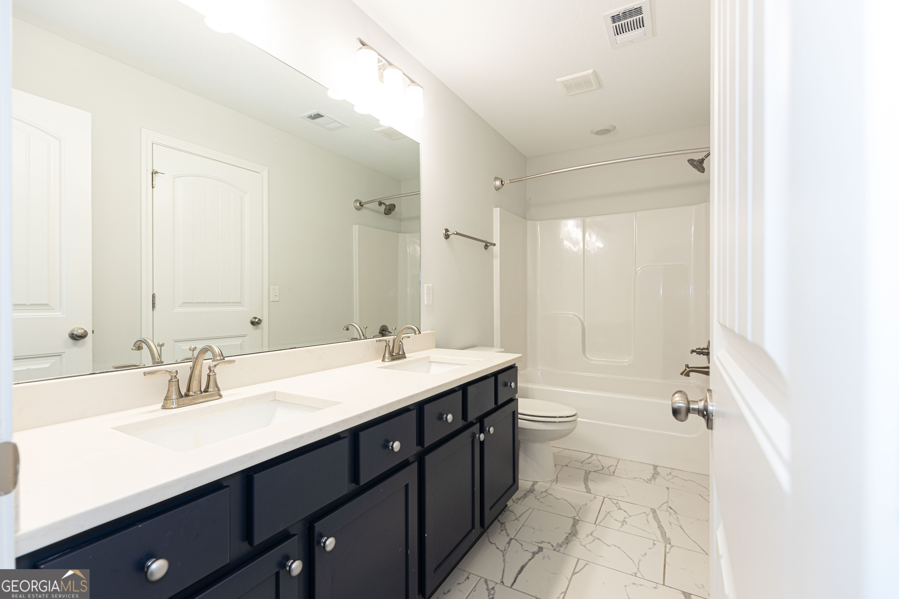 4510 Mountain Ivy Drive Property Photo 18
