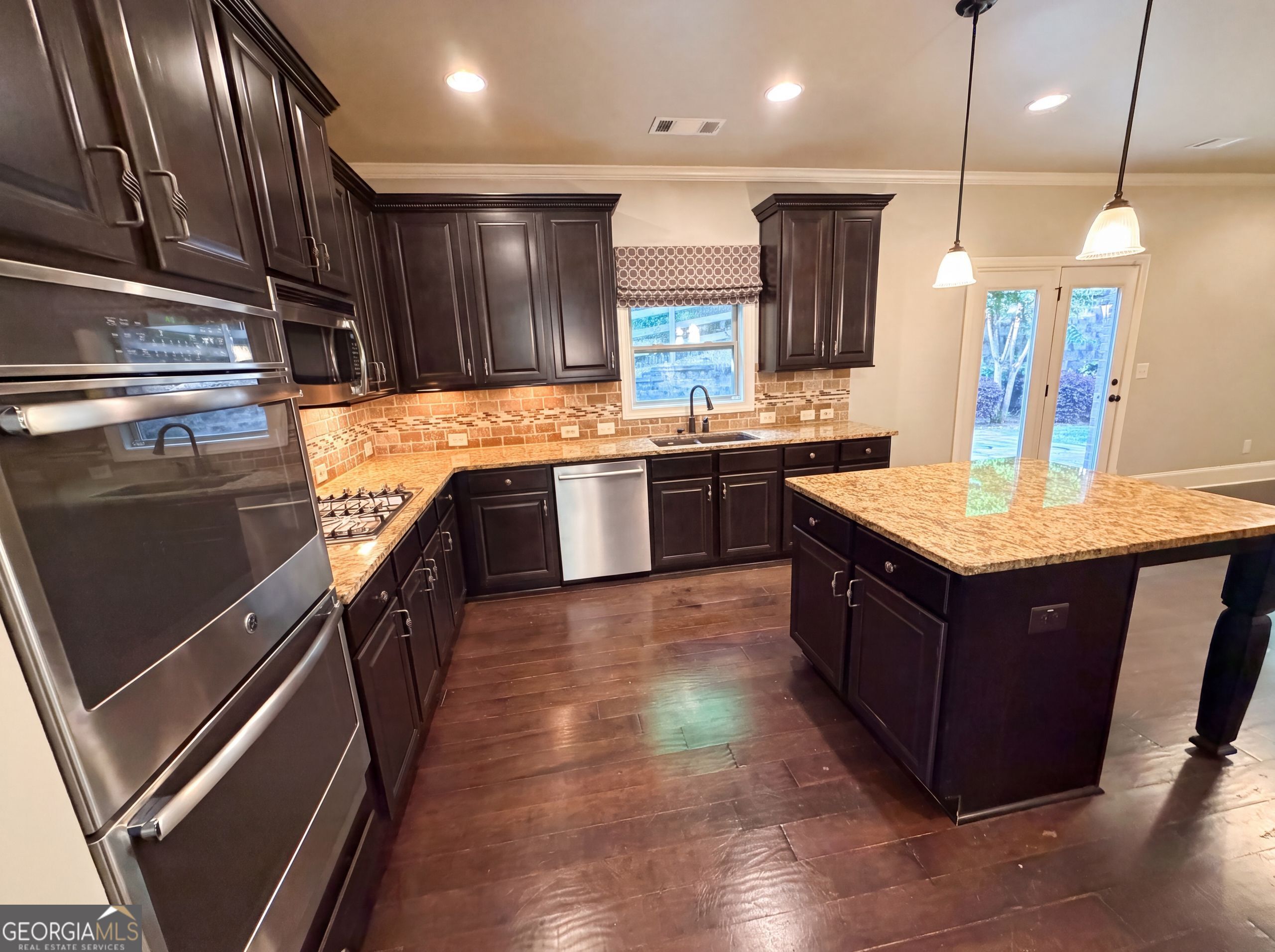 8785 Ellesmere Drive Property Photo 13