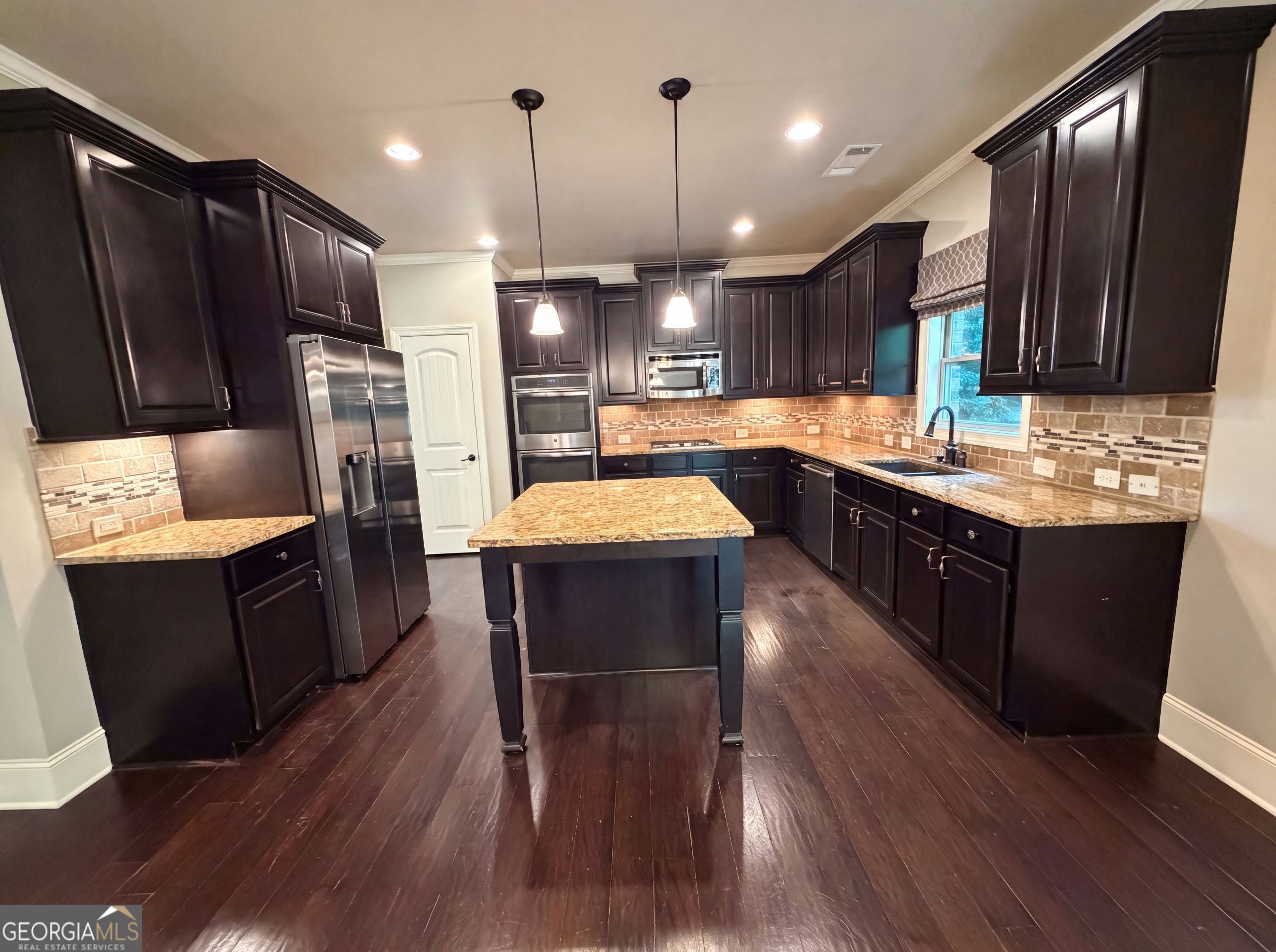 8785 Ellesmere Drive Property Photo 16
