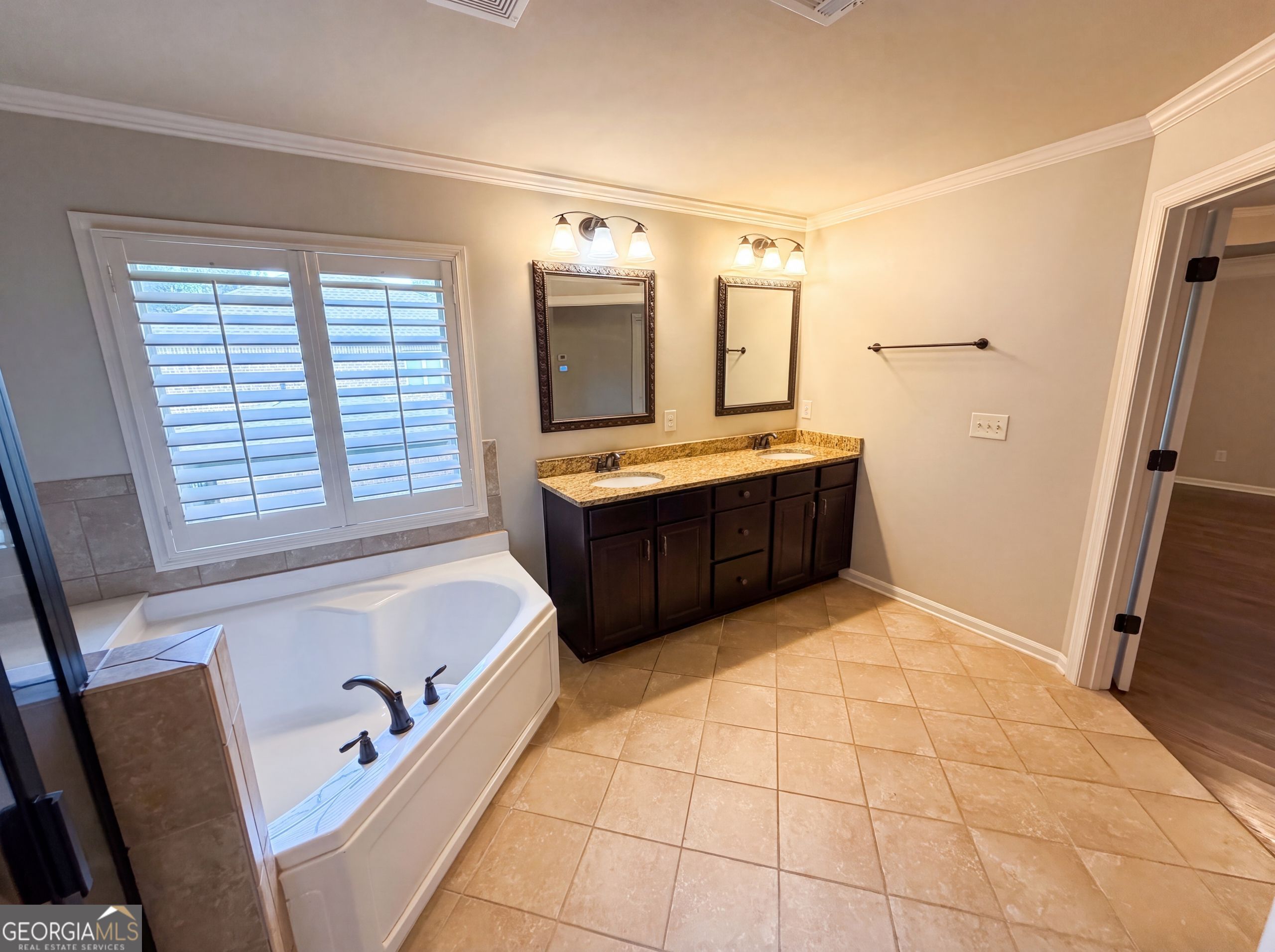 8785 Ellesmere Drive Property Photo 24