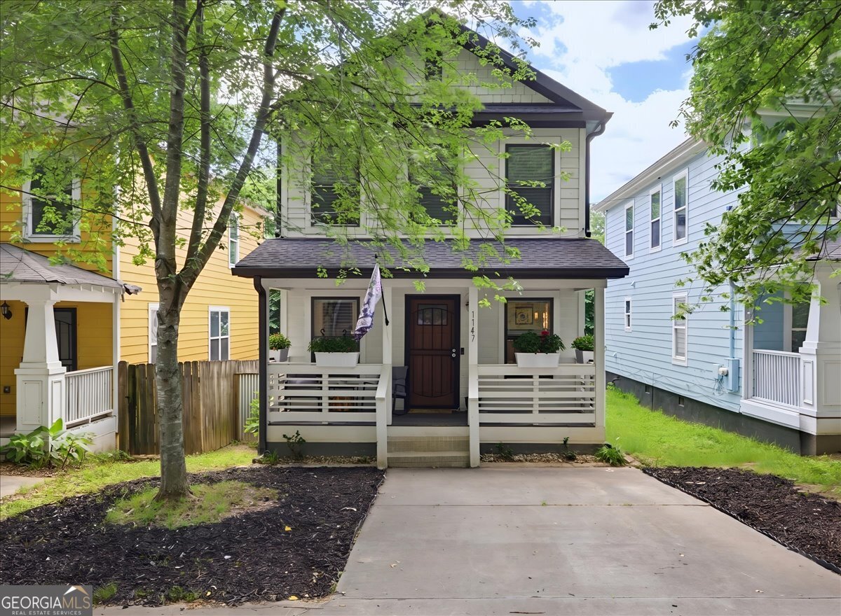 1147 Smith Street SW Property Photo 1