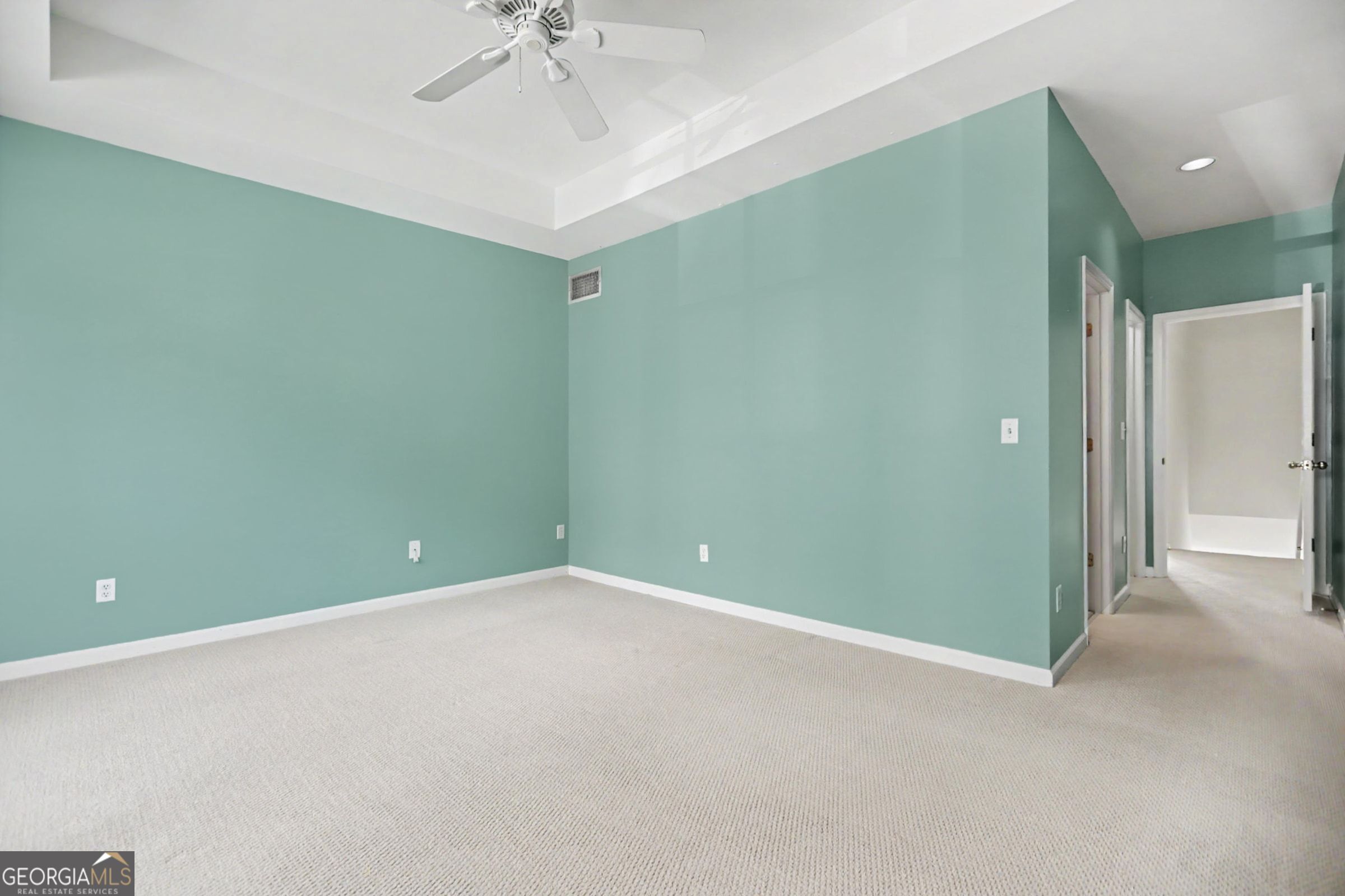 375 Highland Avenue Ne # 404 Property Photo 10