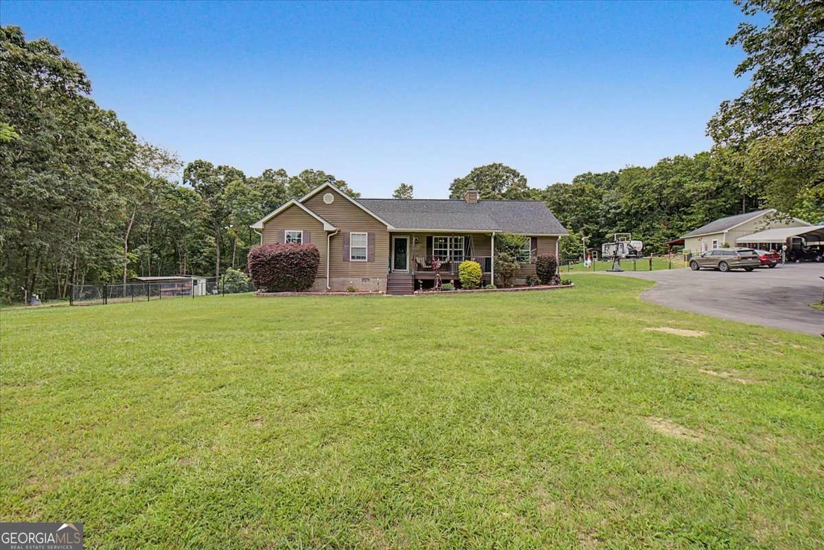 1366 Bethlehem Road Property Photo 1