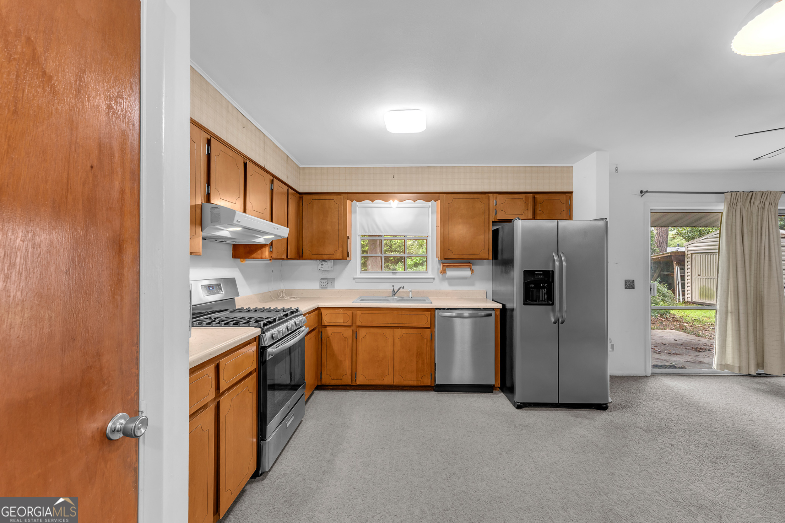 13107 Hermitage Road Property Photo 11