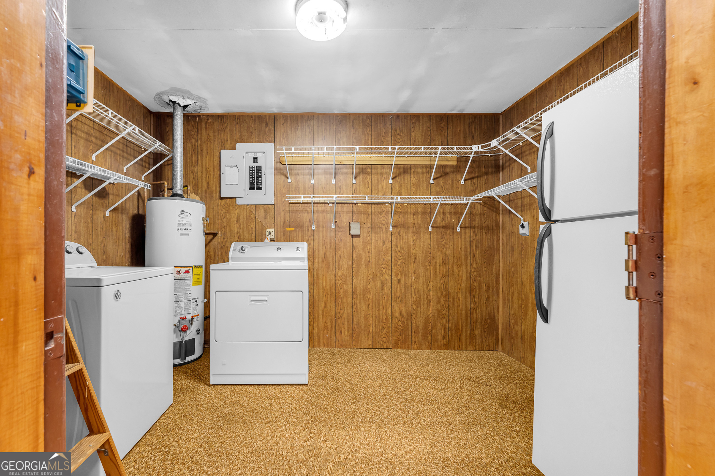 13107 Hermitage Road Property Photo 12