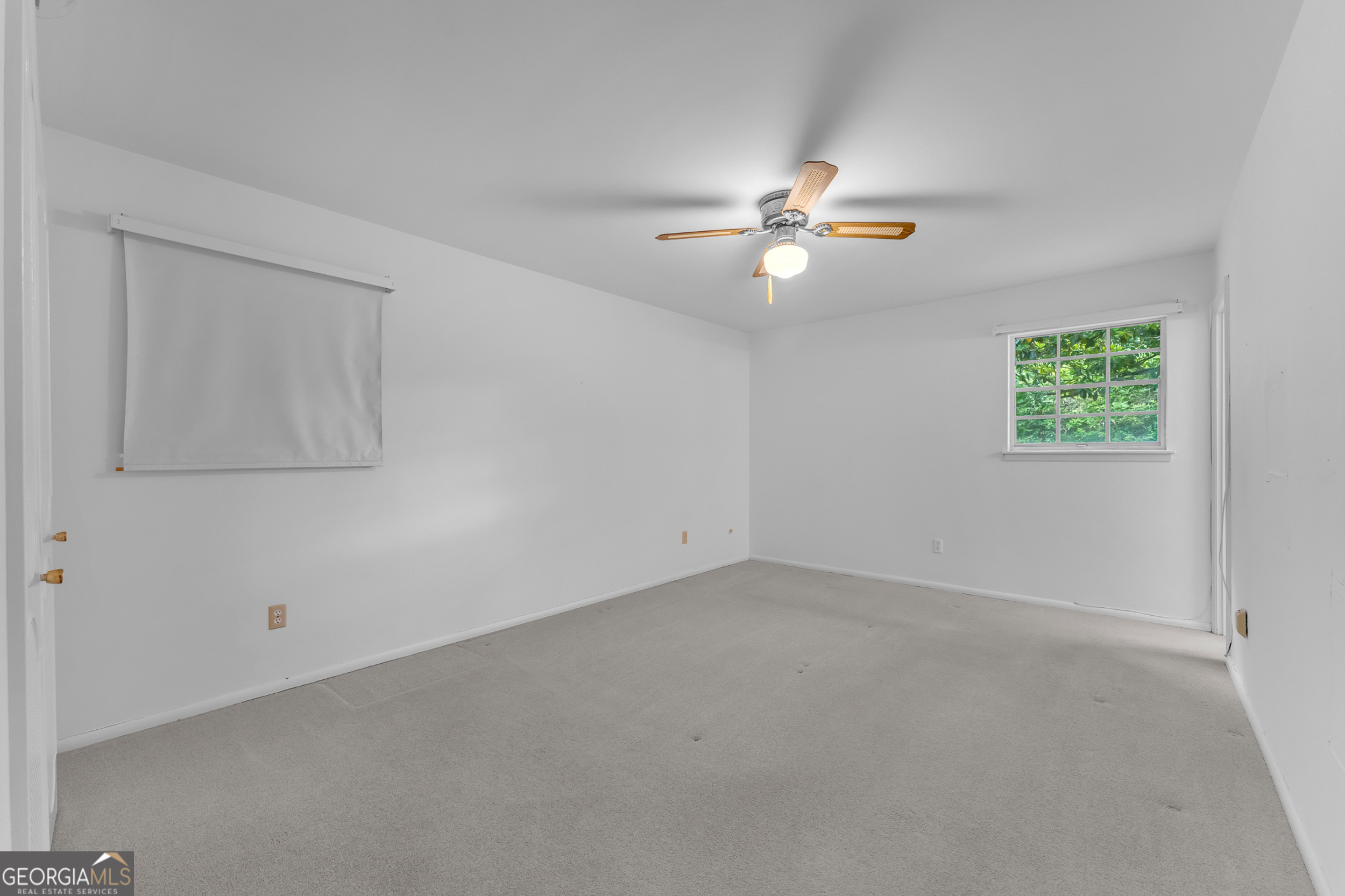 13107 Hermitage Road Property Photo 15