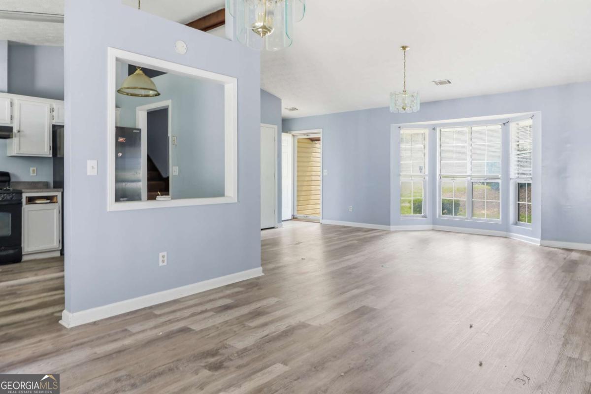 5200 Great Meadows Road Property Photo 9