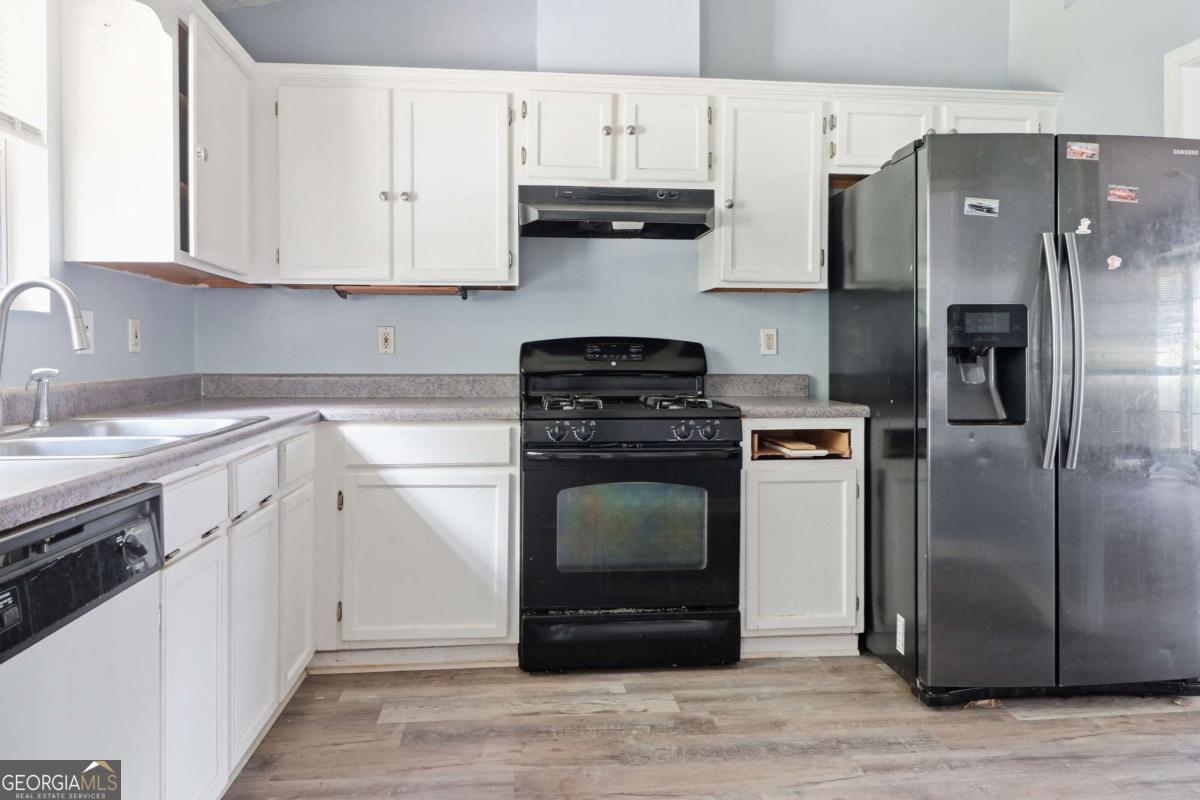 5200 Great Meadows Road Property Photo 10